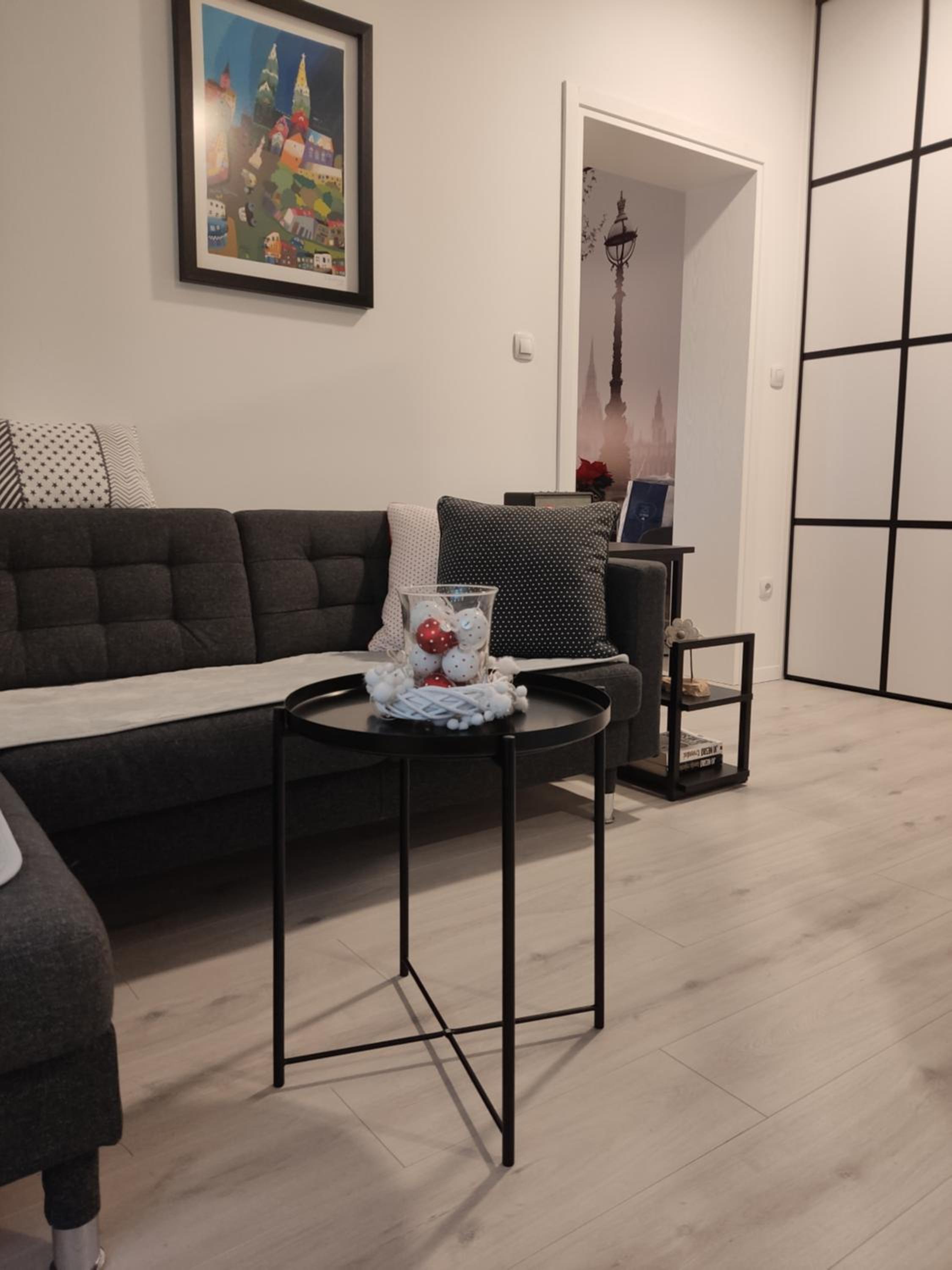 One-Bedroom Apartment - Photo 41