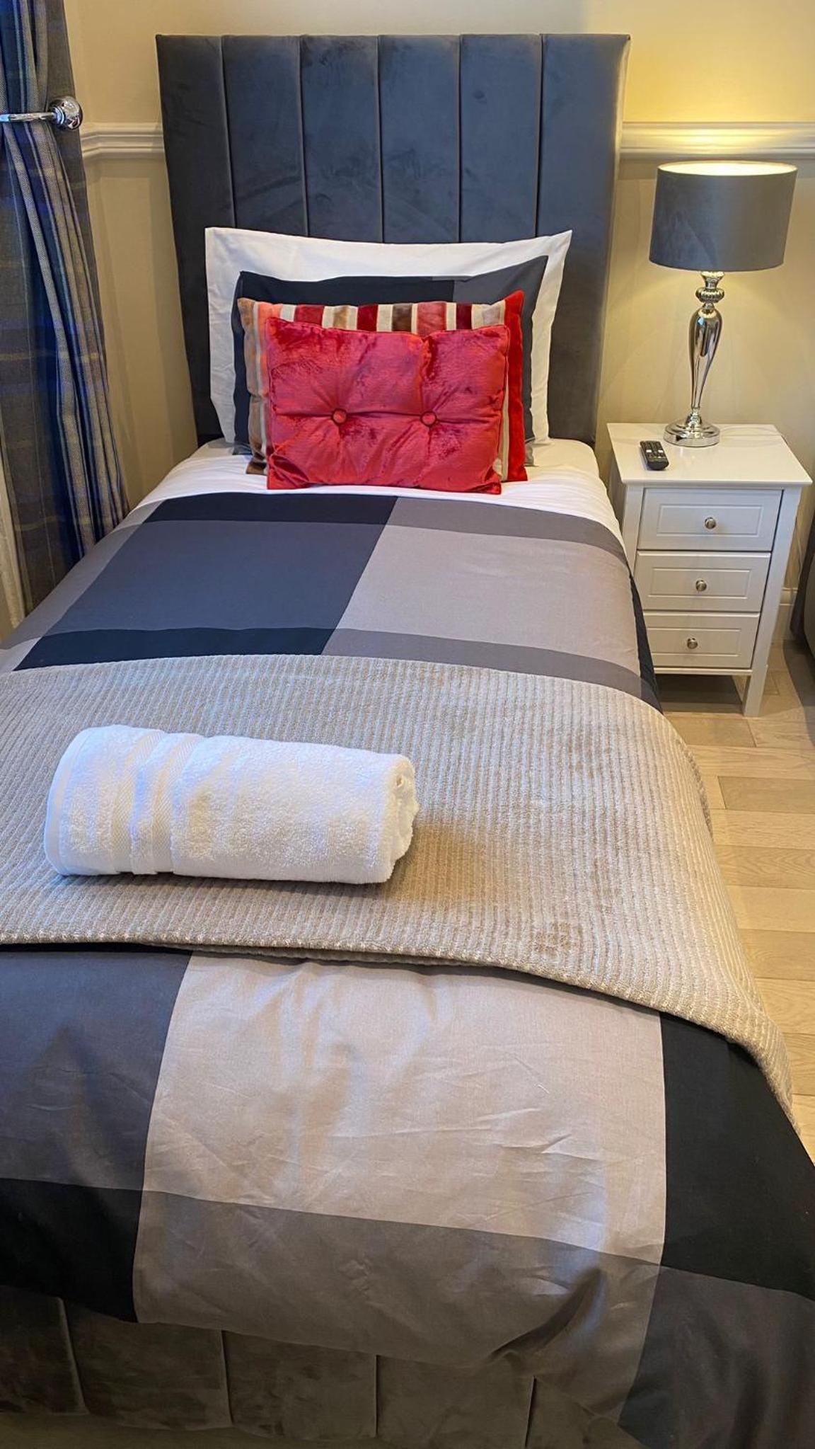 Single Room photo 1