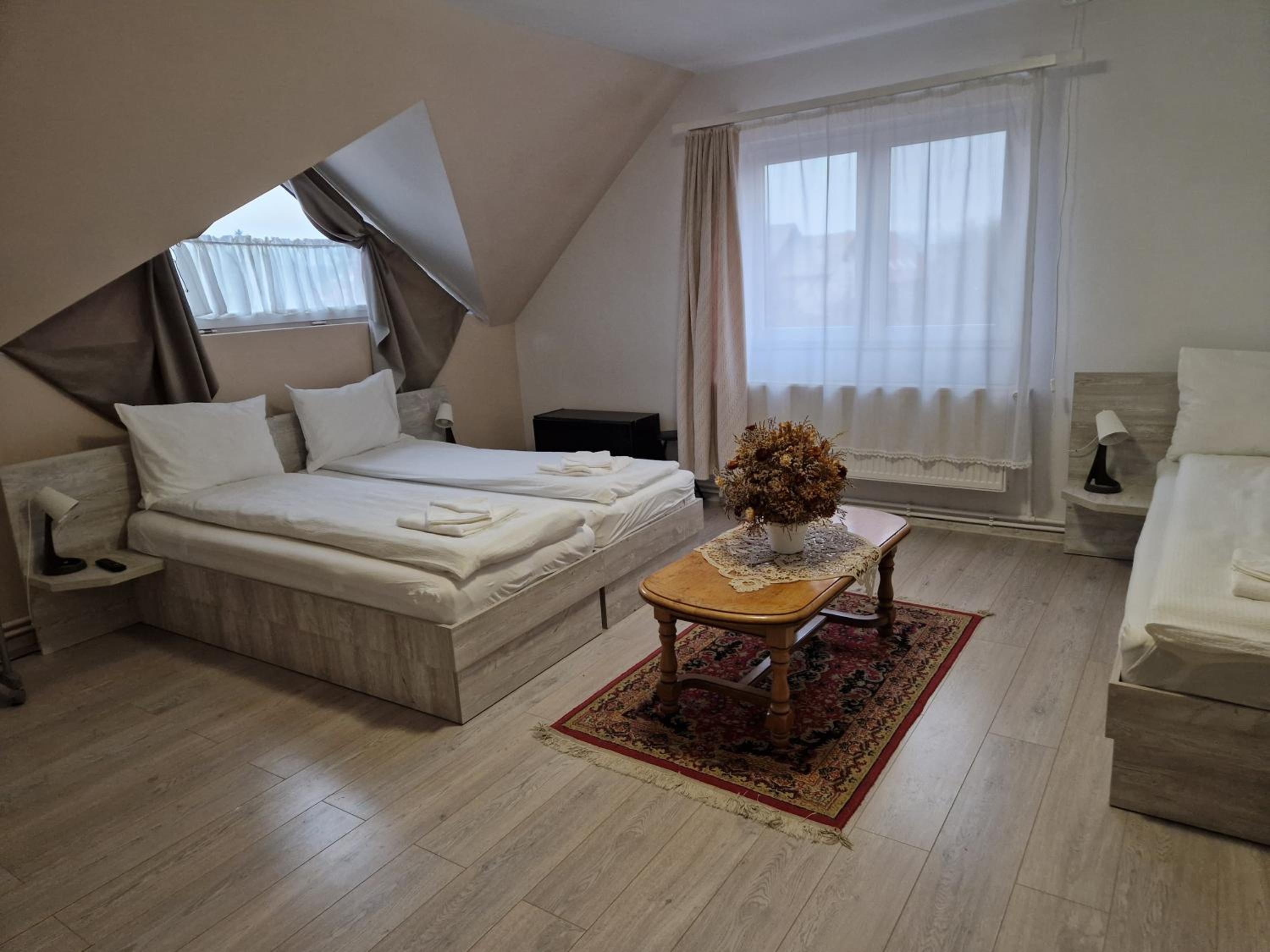 Triple Room - Photo 3