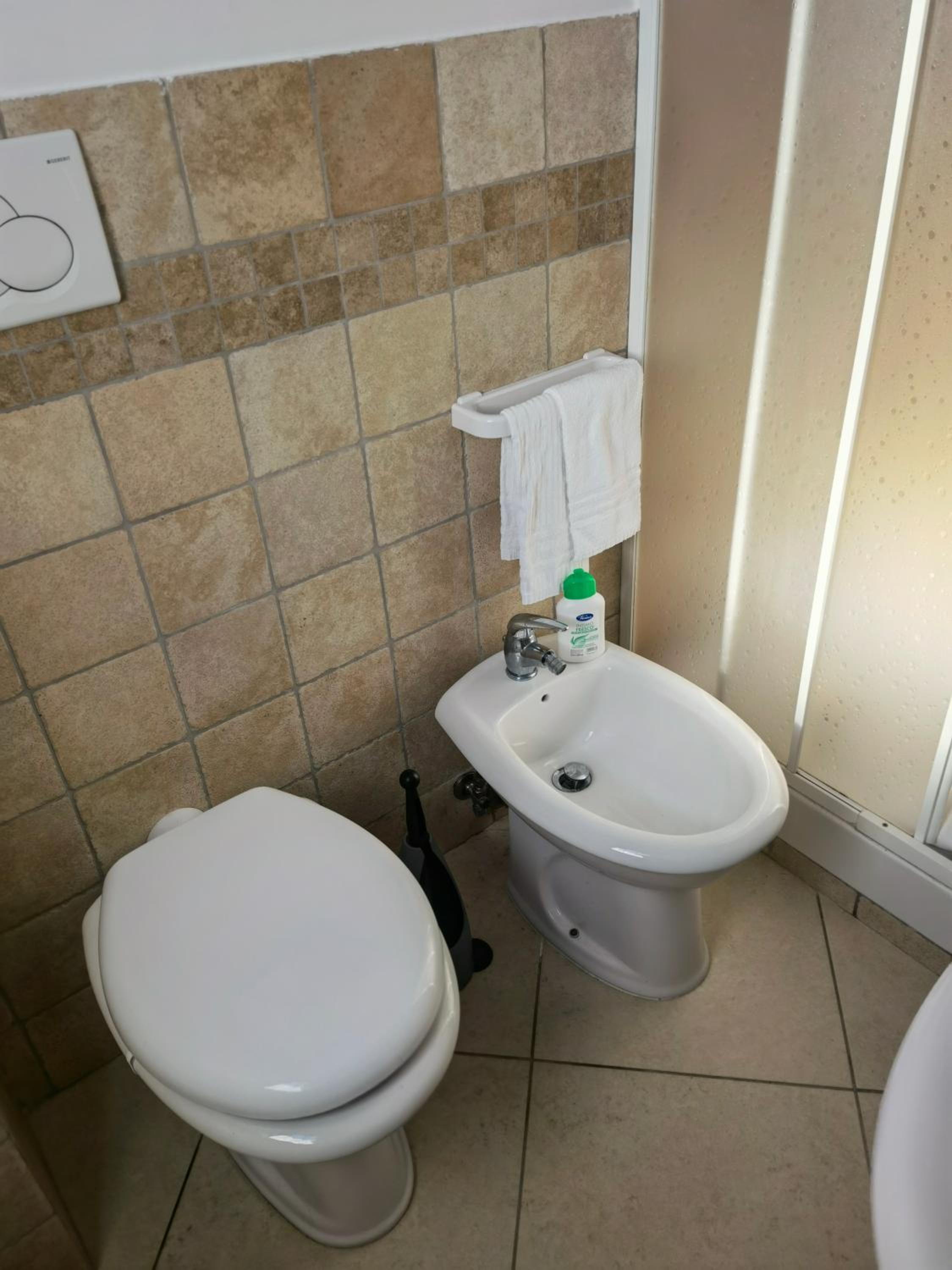 Single Room photo 3