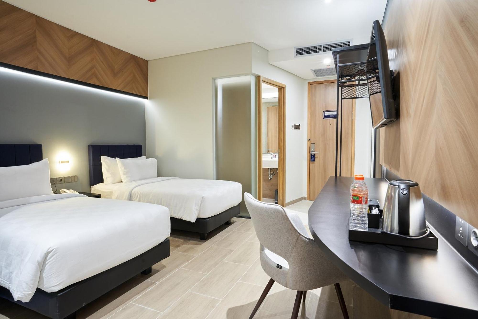 Superior Twin Room - Photo 6