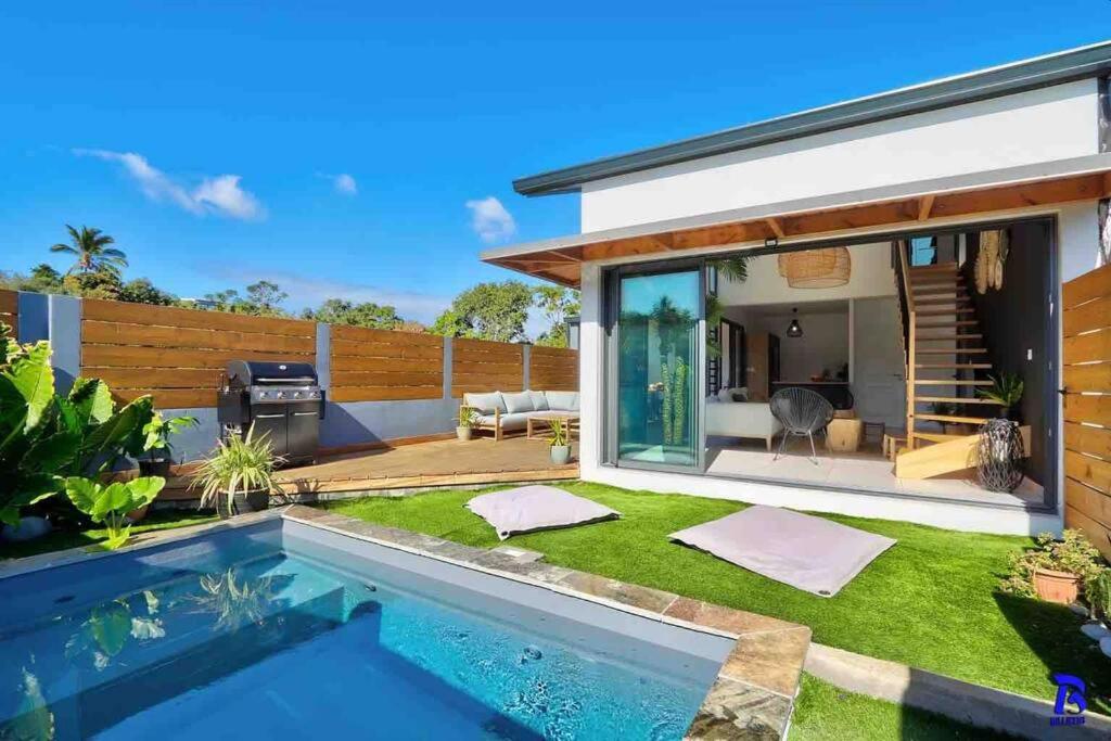 Three-Bedroom Villa photo 1