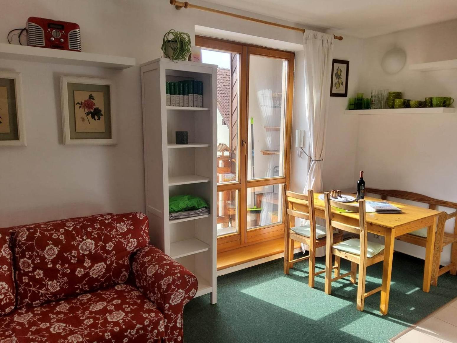 Apartment with Balcony photo 3