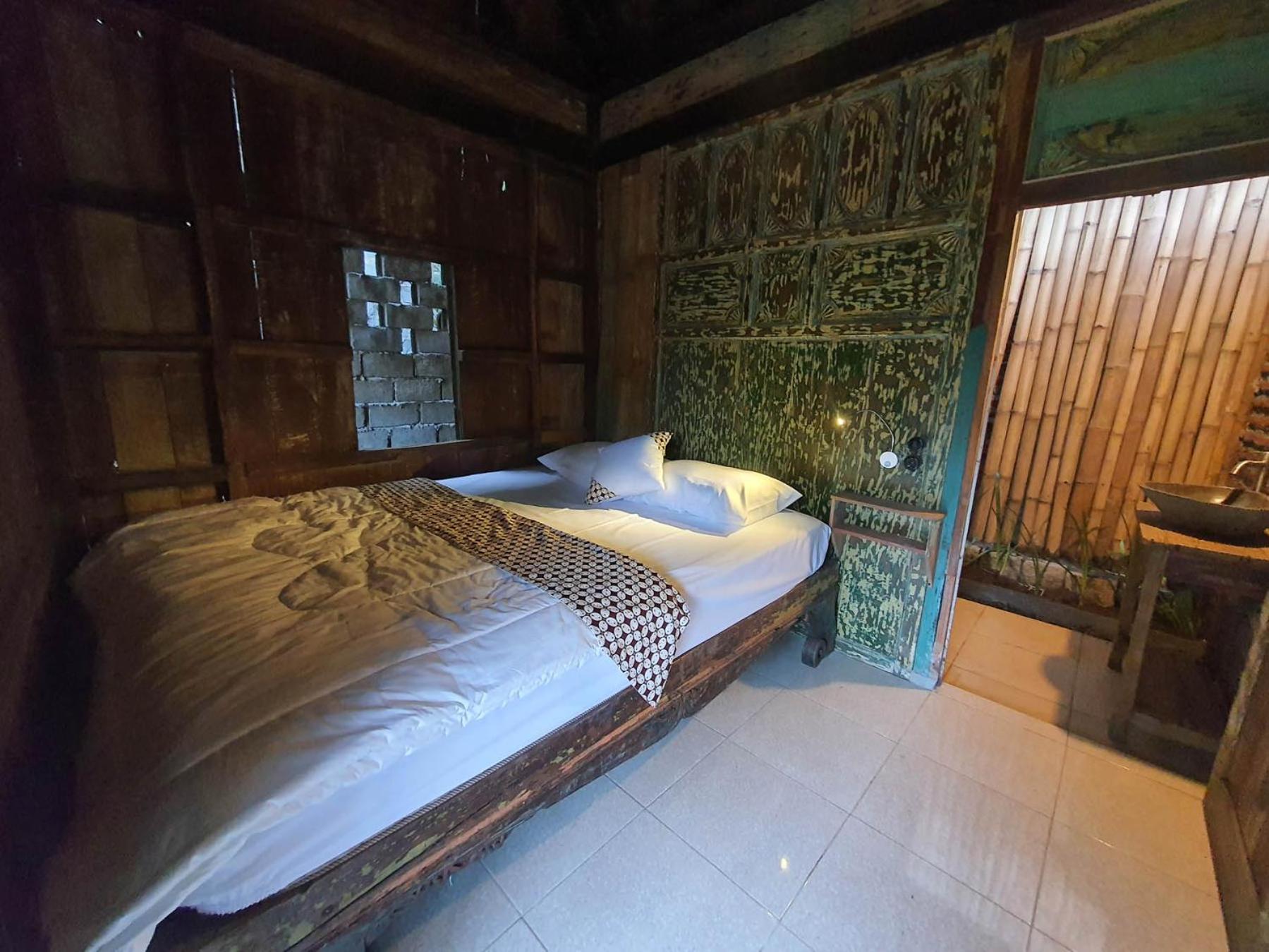 Double Room with Private Bathroom - Photo 3