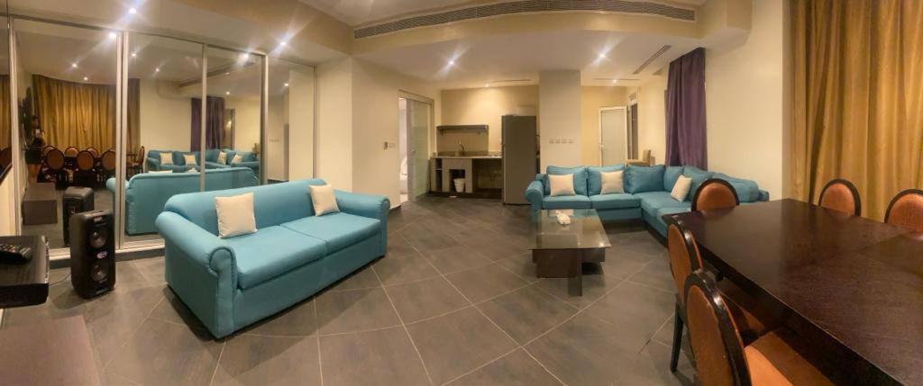 Three-Bedroom Chalet photo 2