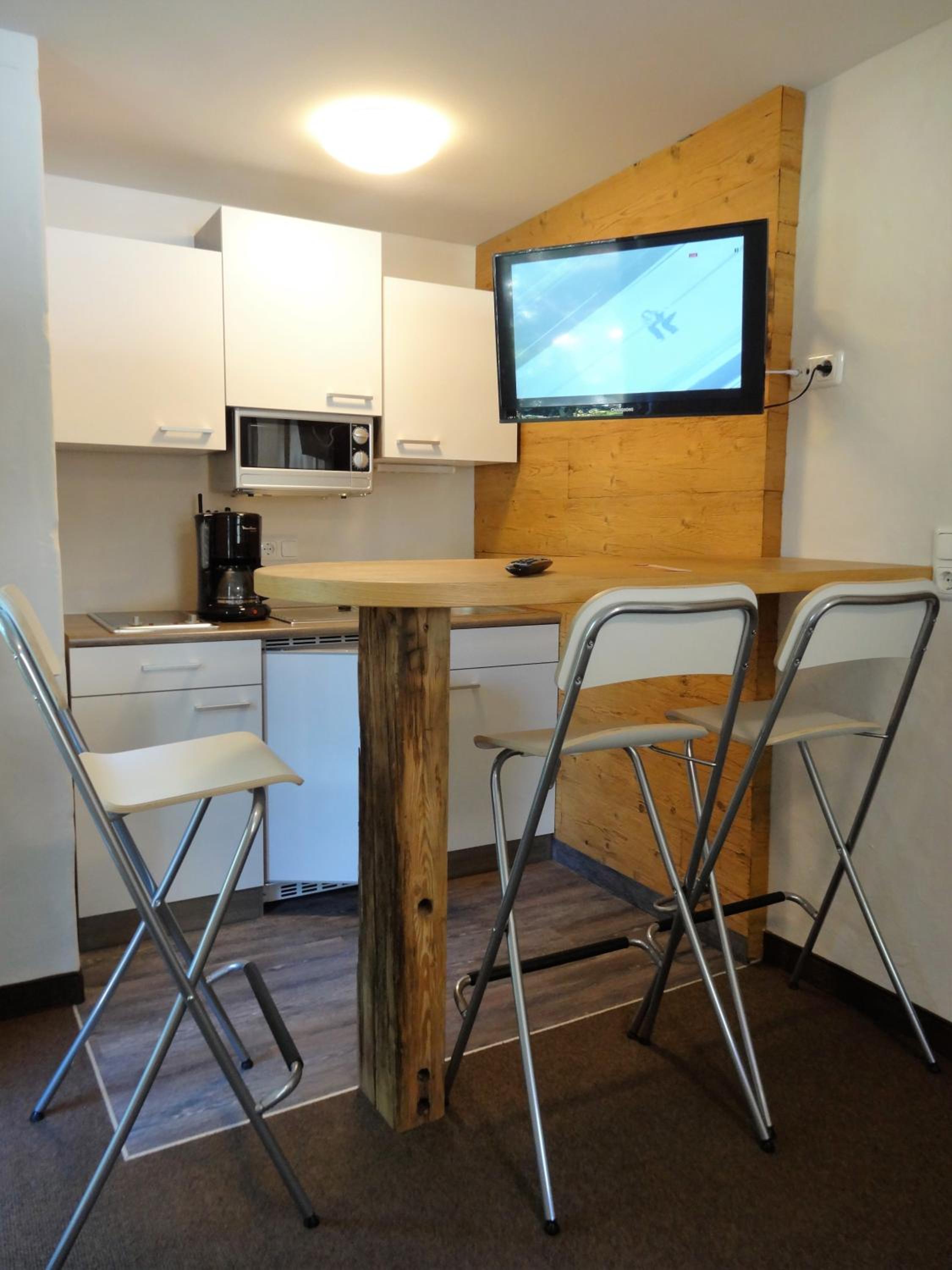 Apartment photo 2