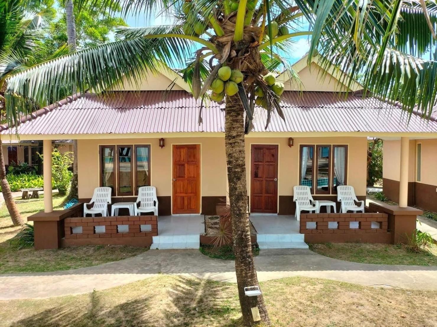 Bungalow - Beach Front
