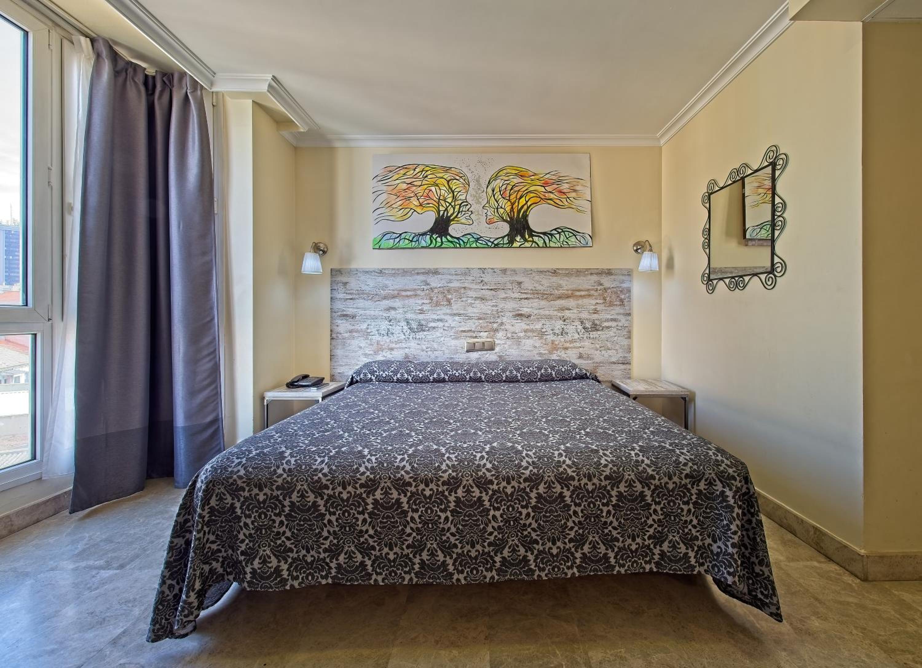 Double Room - Photo 3