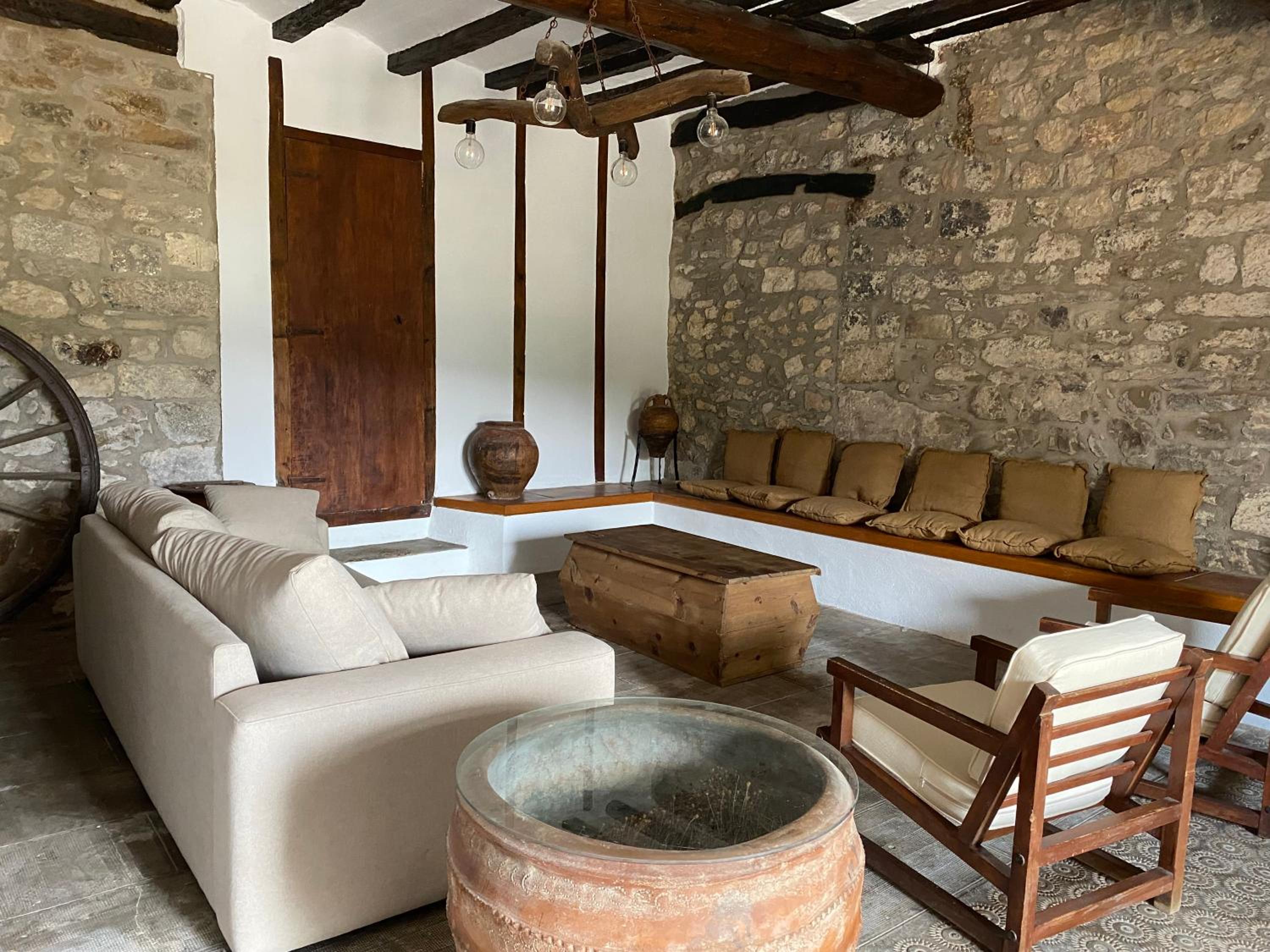 Casa de Seis Habitaciones