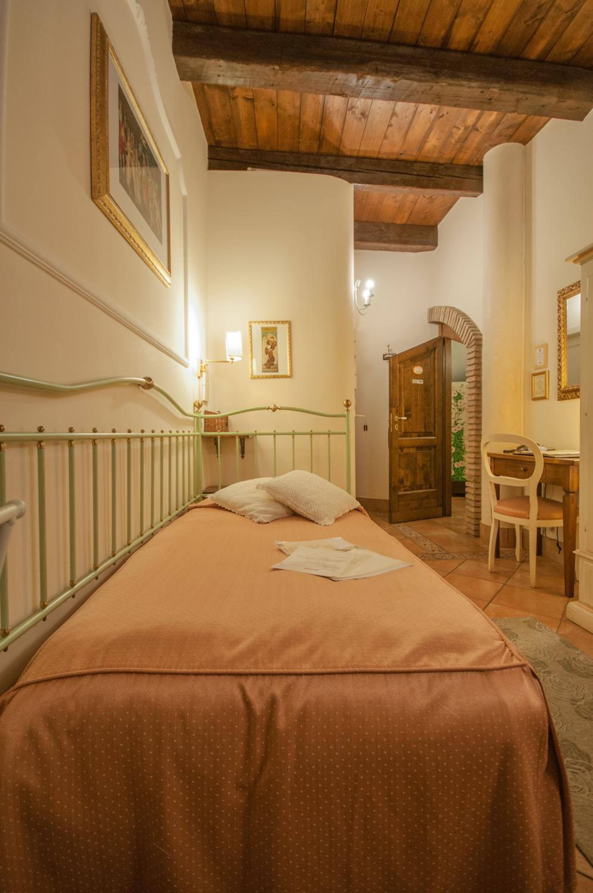 Standard Single Room photo 1