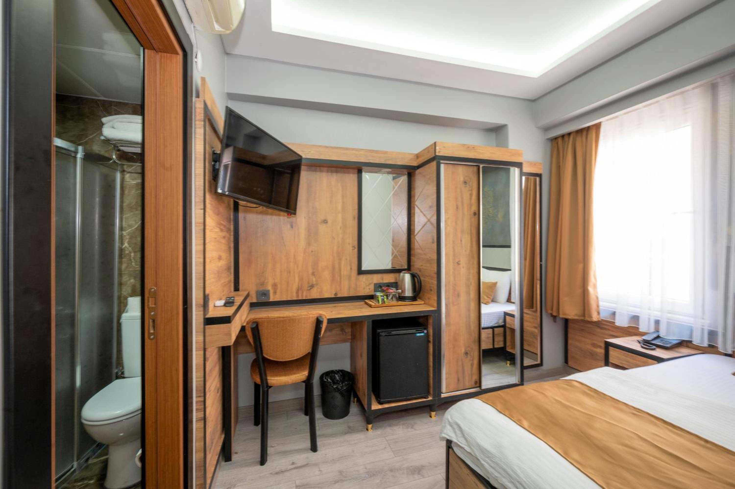 Standard Double Room photo 1
