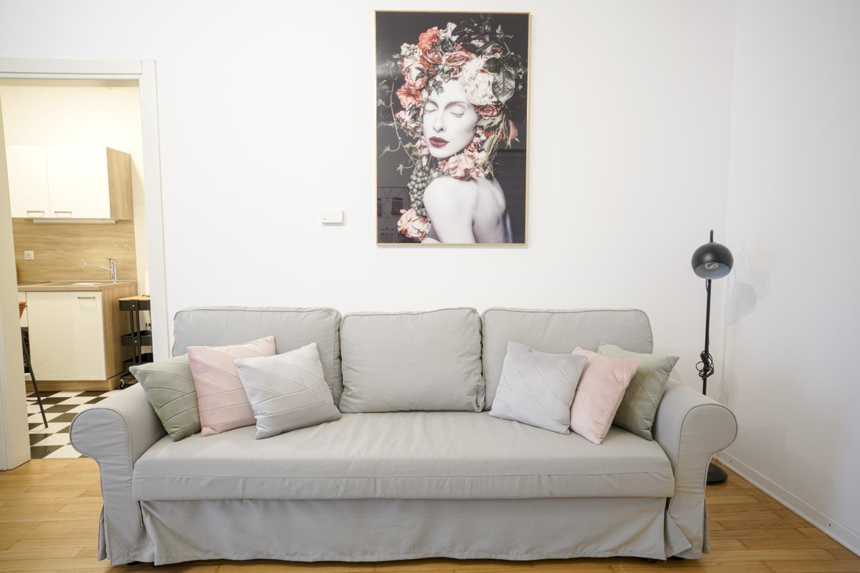 One-Bedroom Apartment