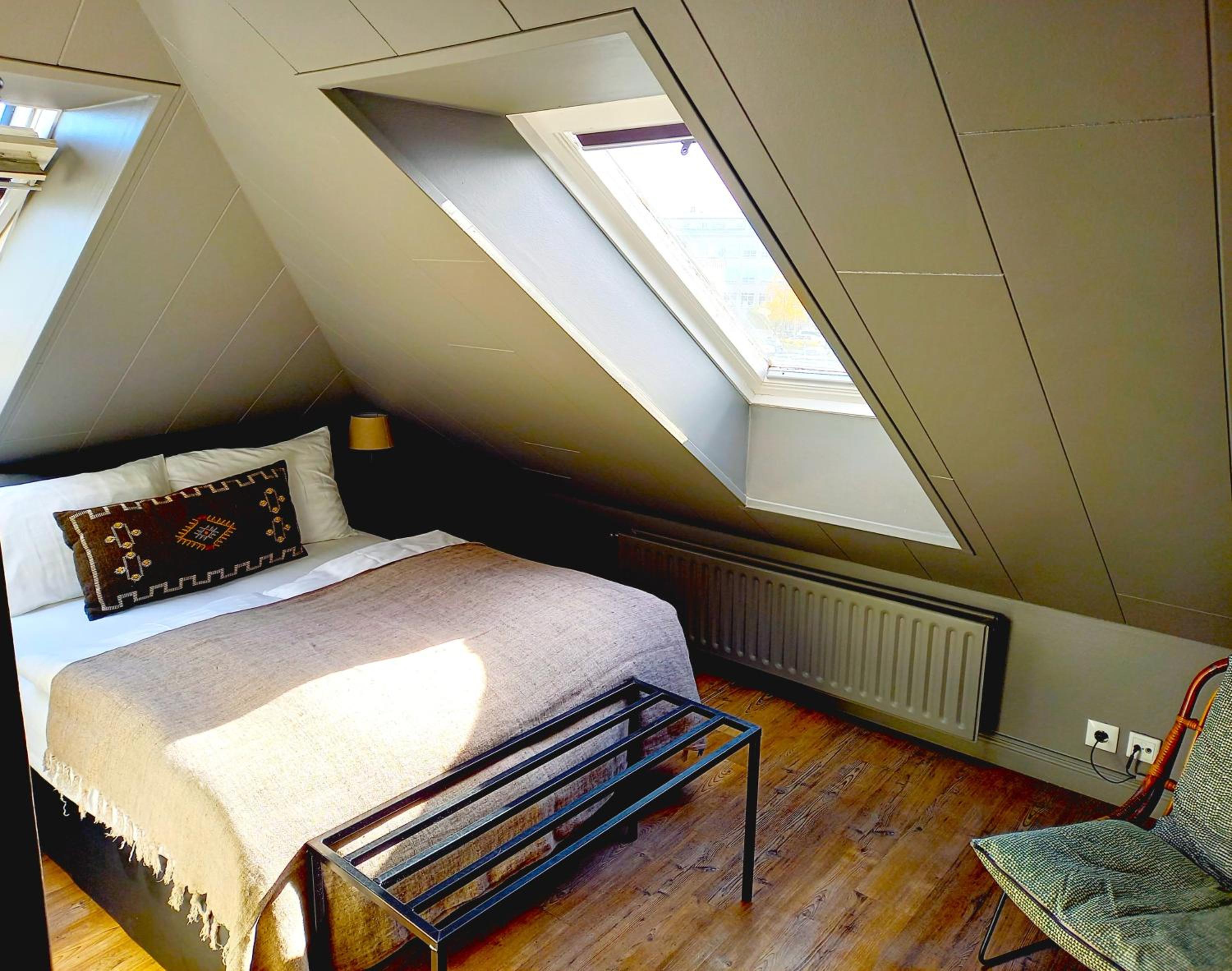 Economy Double Room - Photo 4