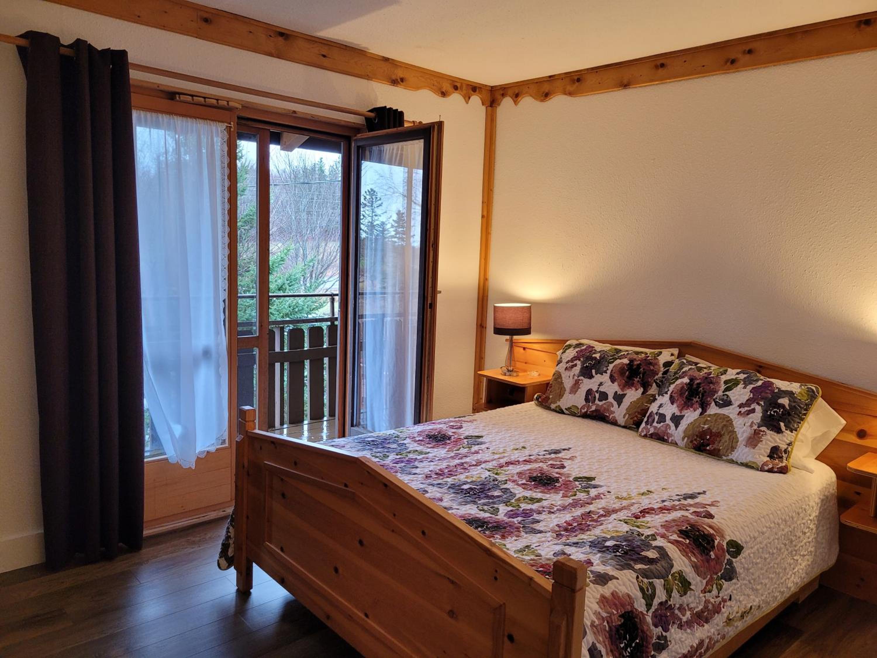 Deluxe Queen Room photo 3
