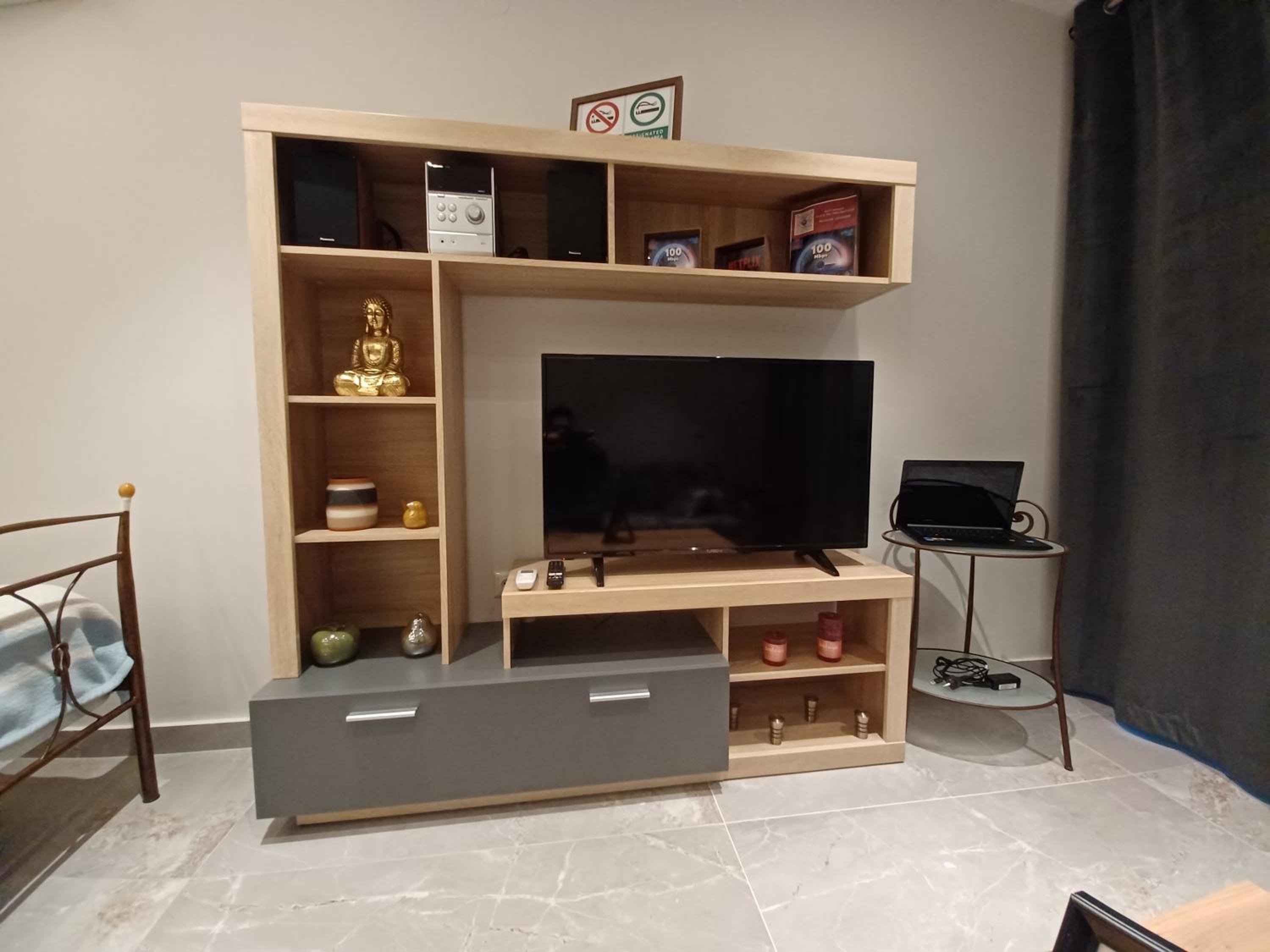 Apartment photo 1