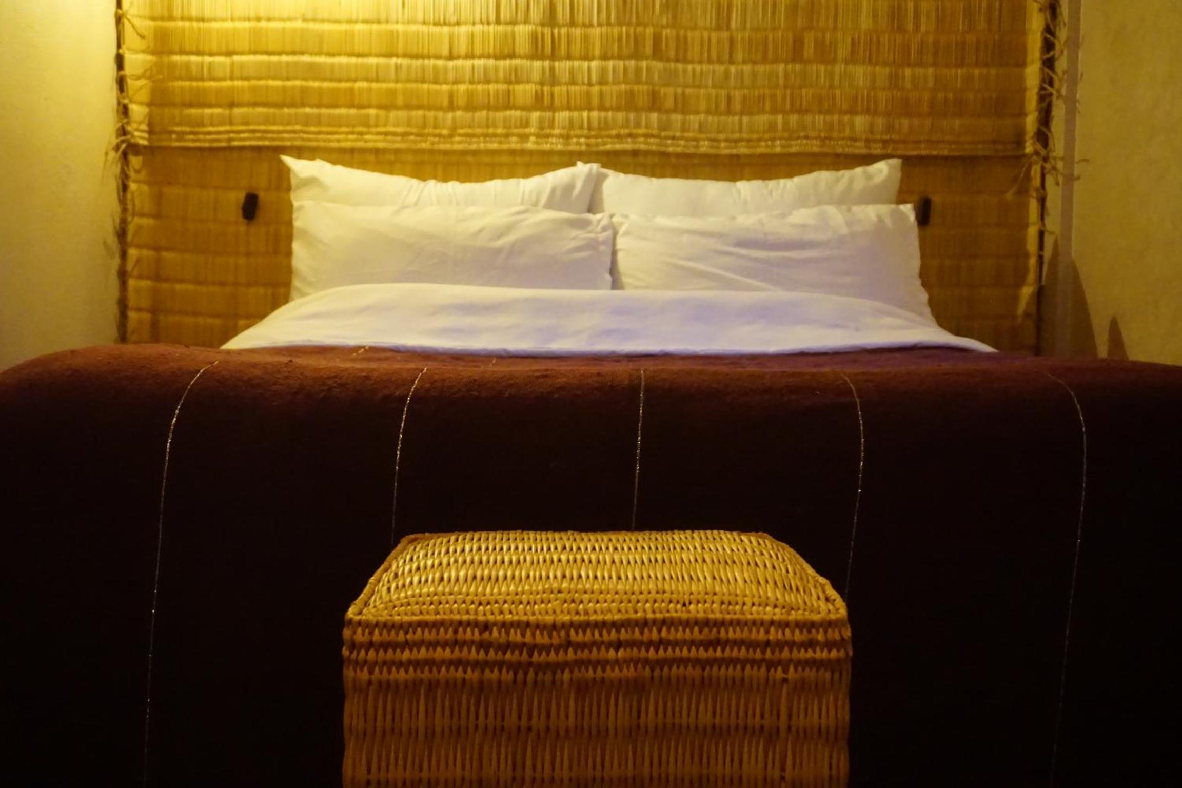 Deluxe Room - Photo 9