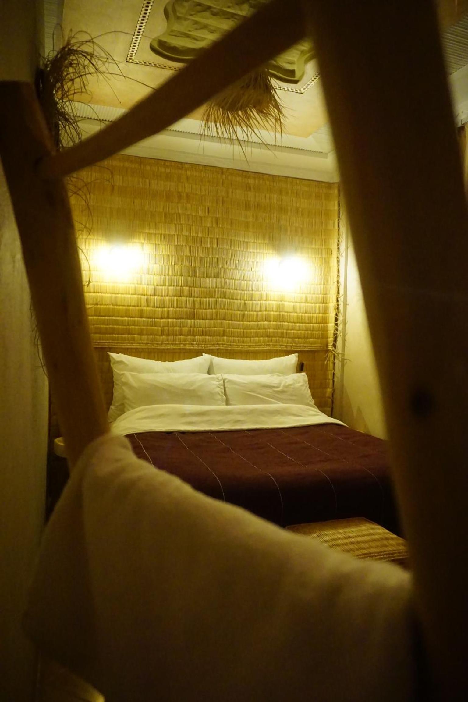 Deluxe Room - Photo 8