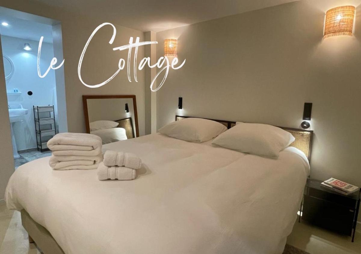 Deluxe Suite photo 2