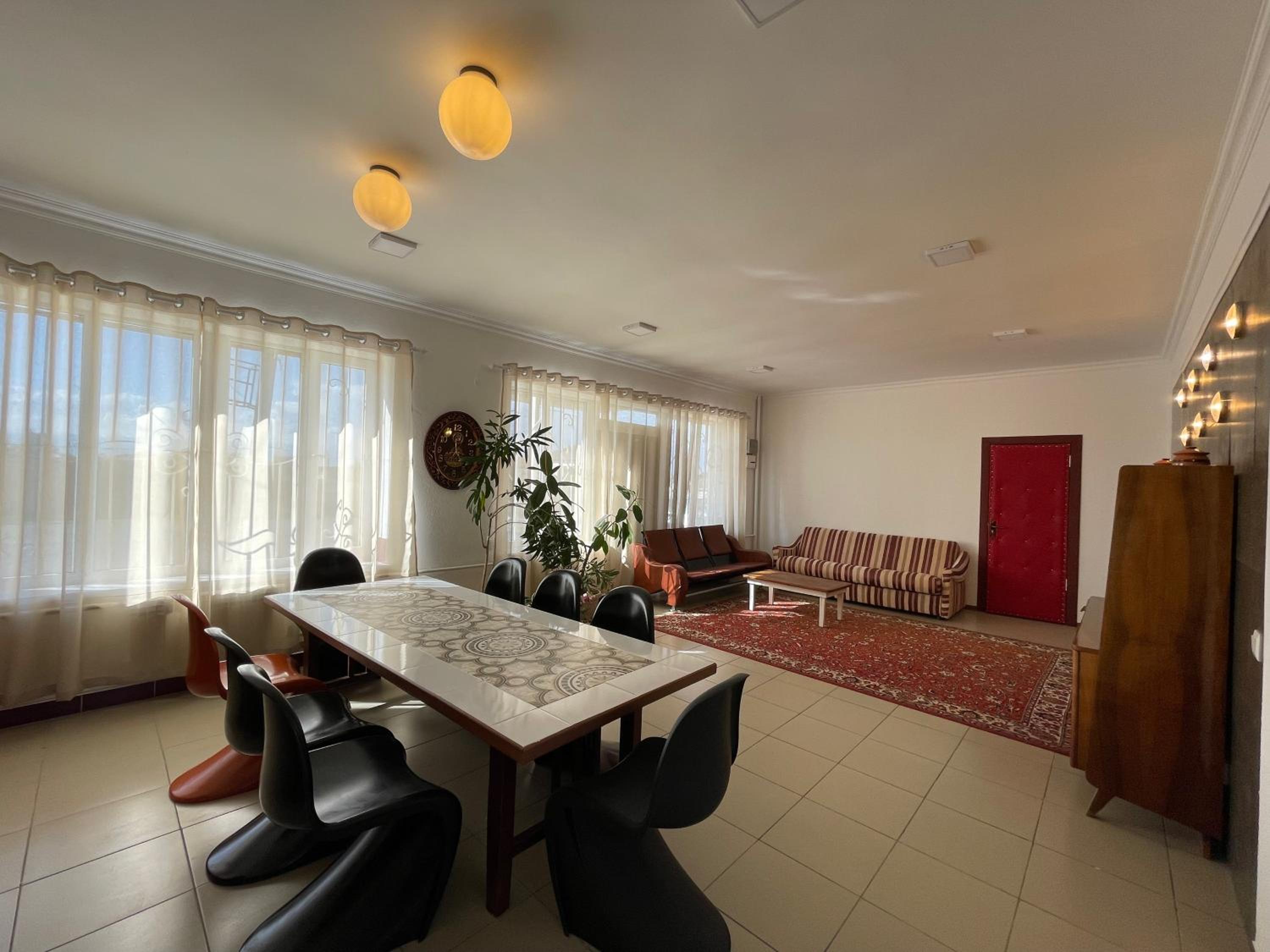 Double Room With Extra Bed photo 2