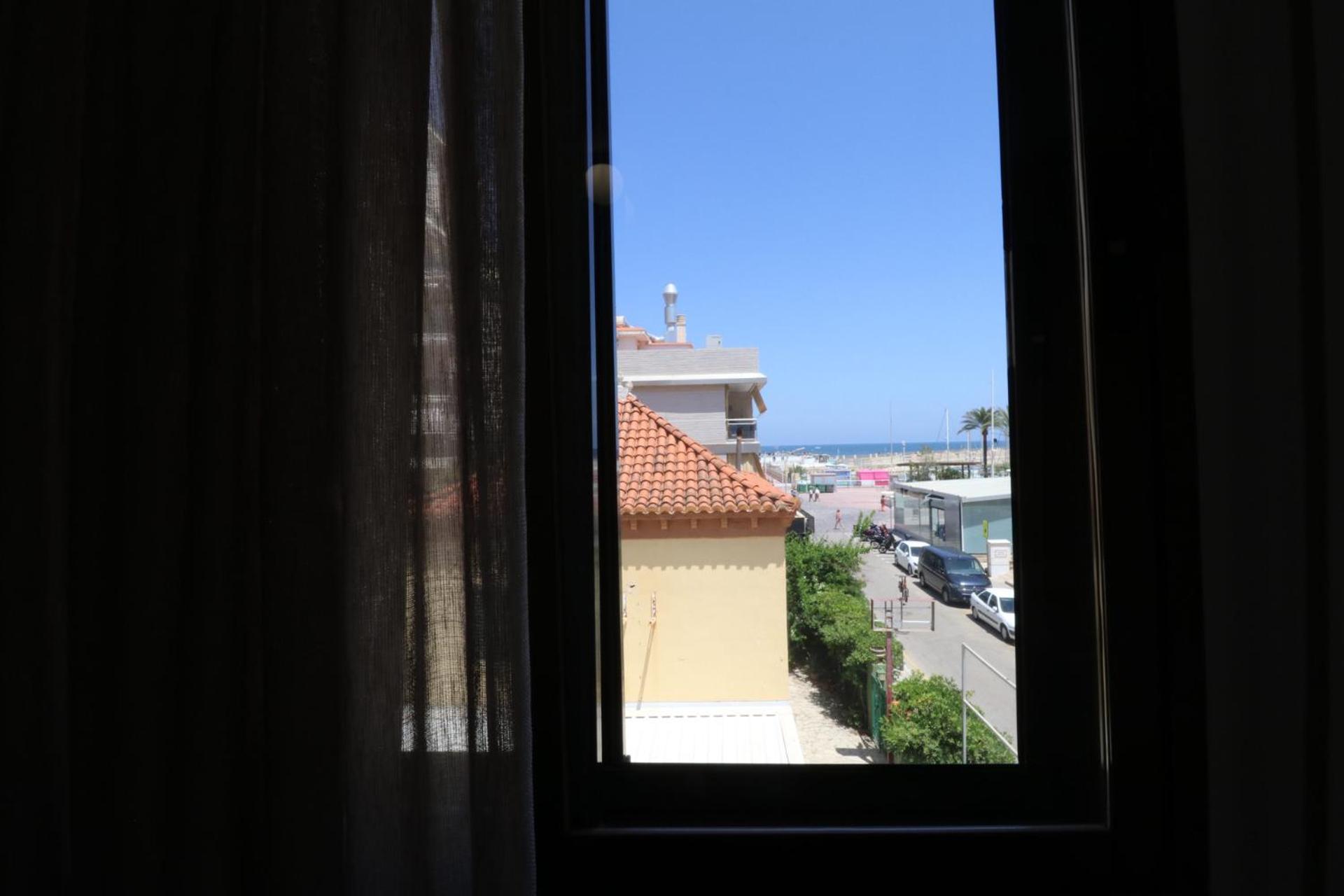 Double Room With Balcony And Sea View photo 3