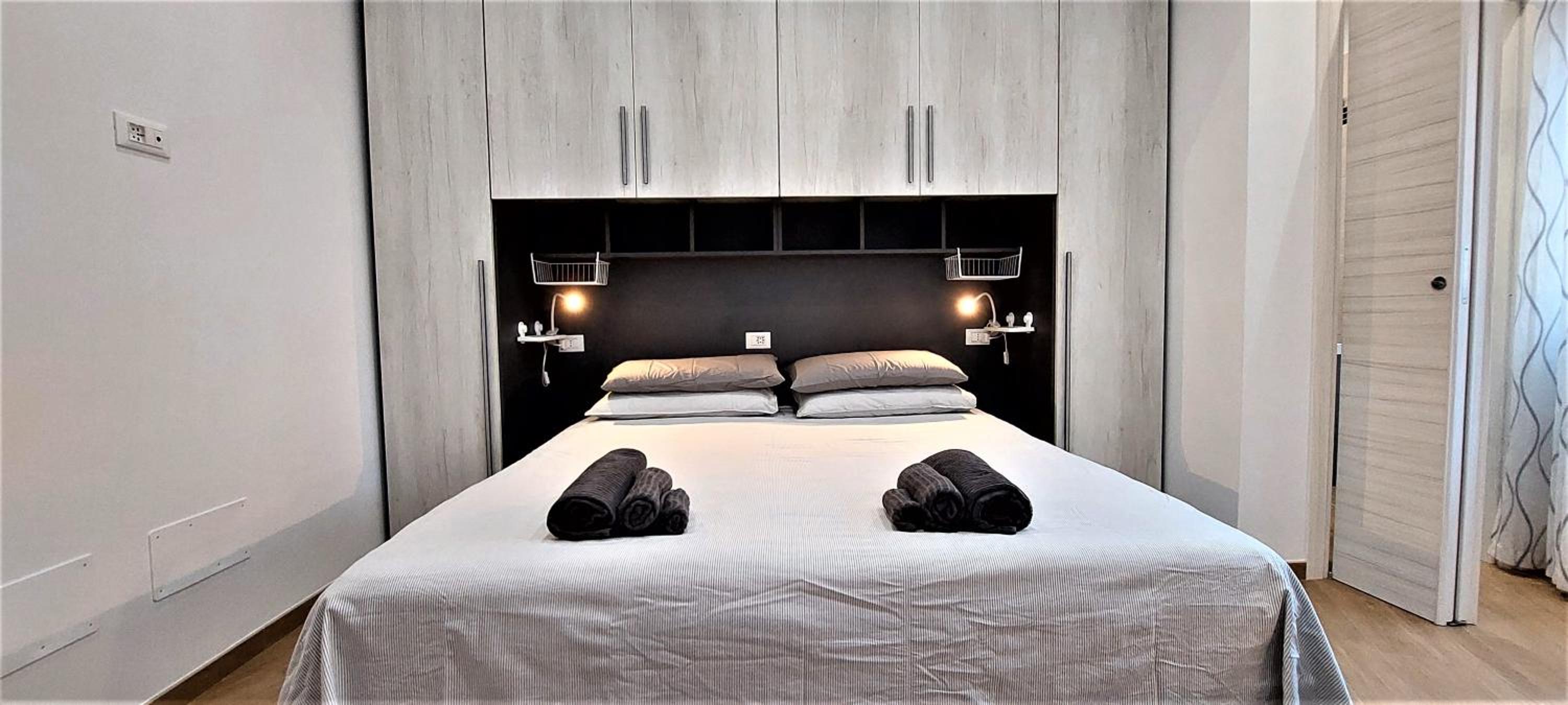 Large Double or Twin Room photo 1