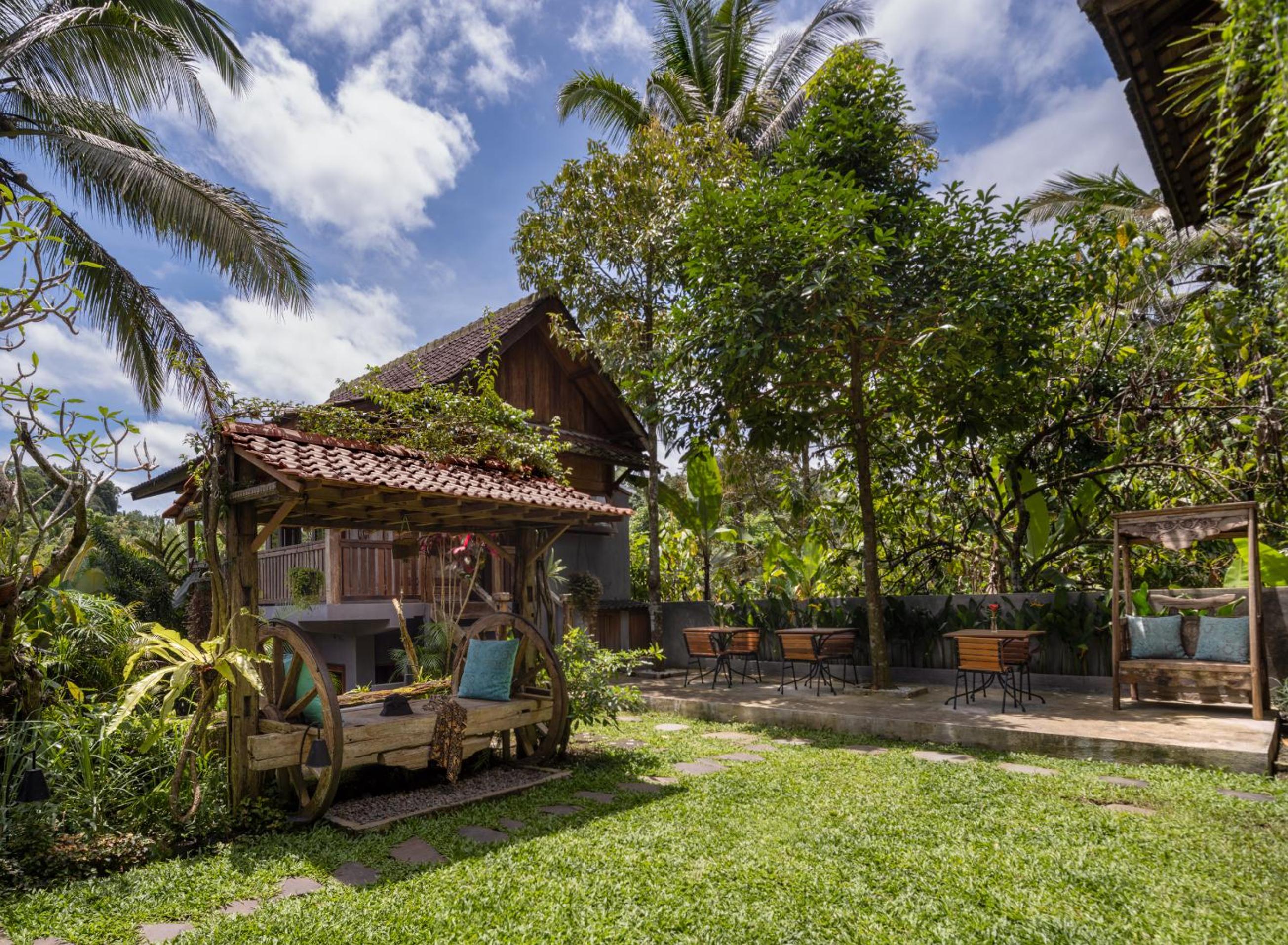 Four-Bedroom Villa - Photo 14