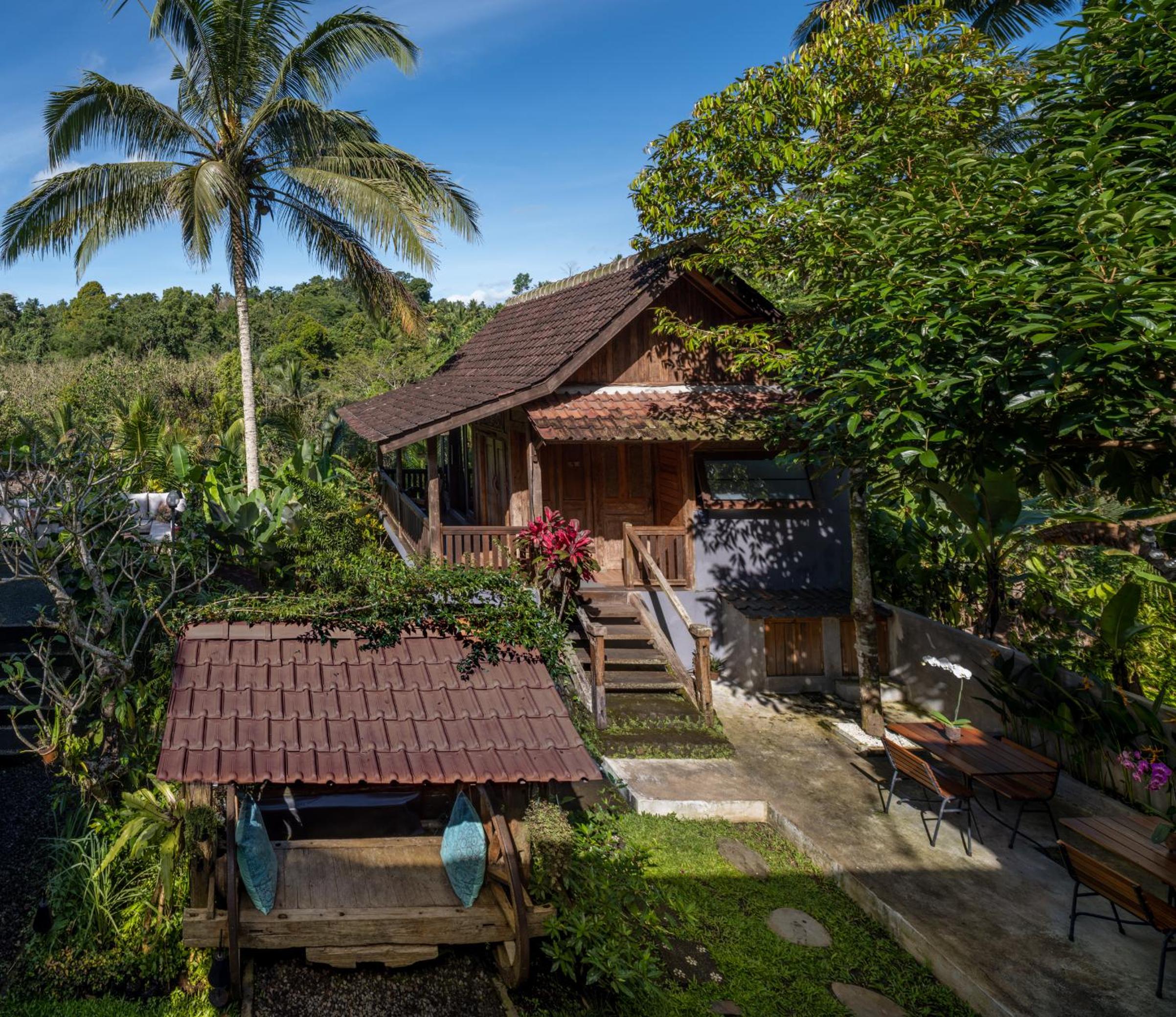 Four-Bedroom Villa - Photo 4