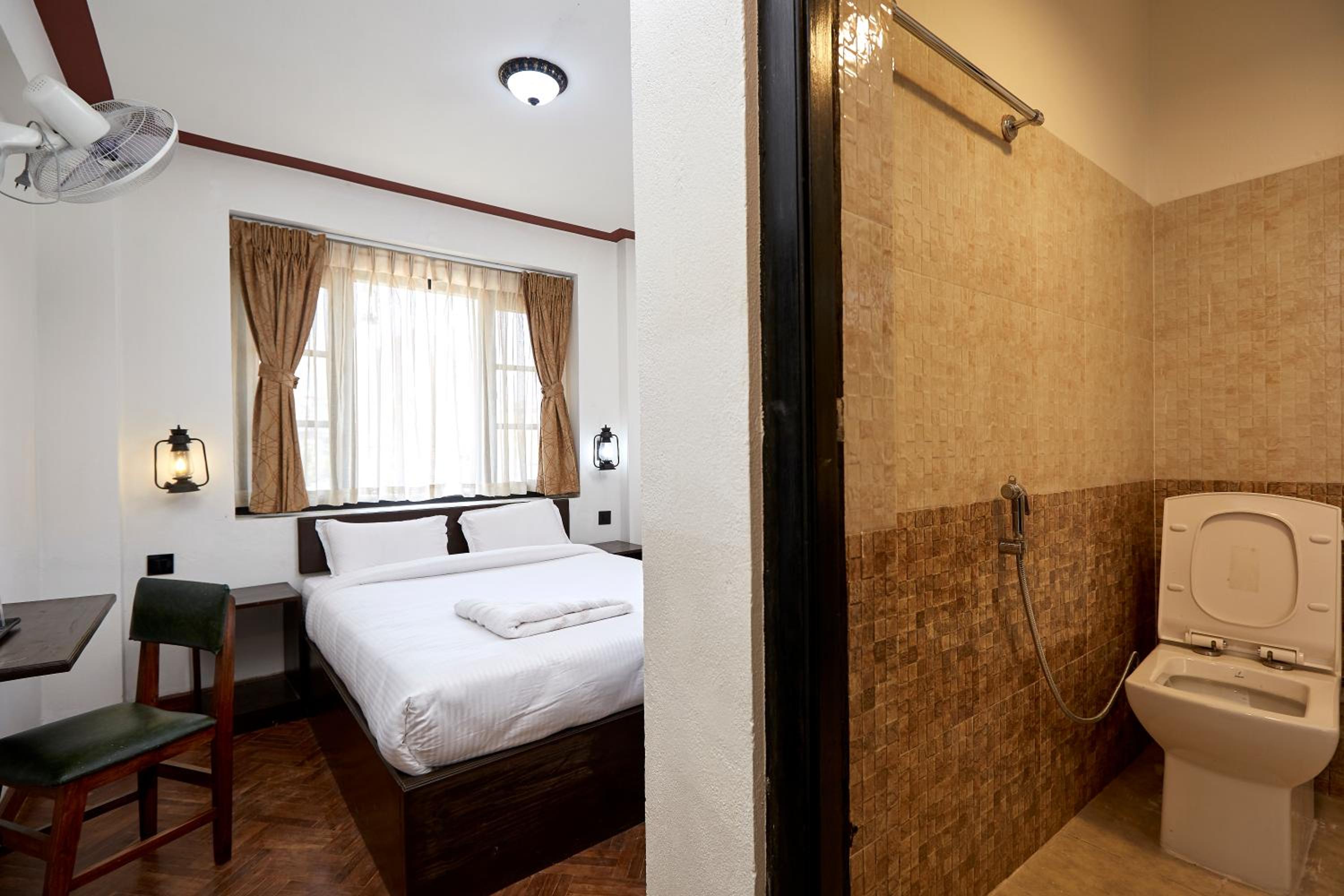 Deluxe Double Room - Photo 2