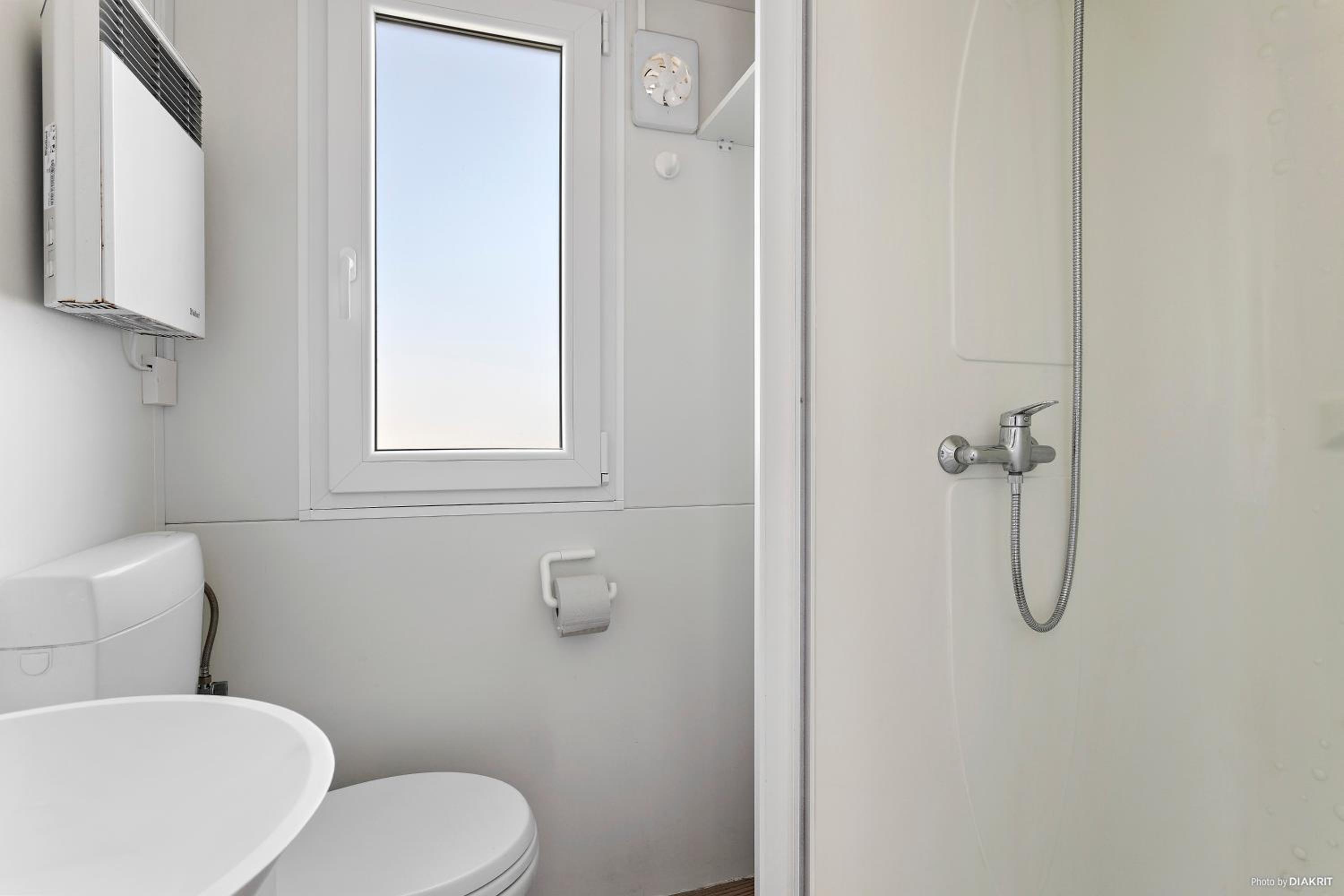 Three-Bedroom House photo 2