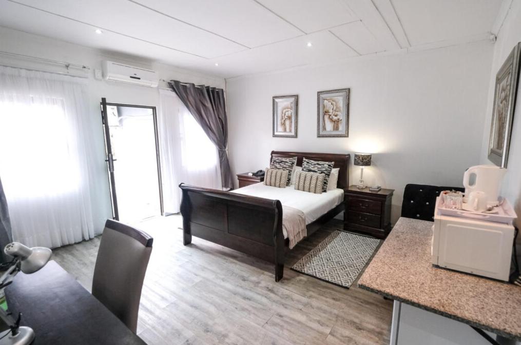 Double Room photo 1