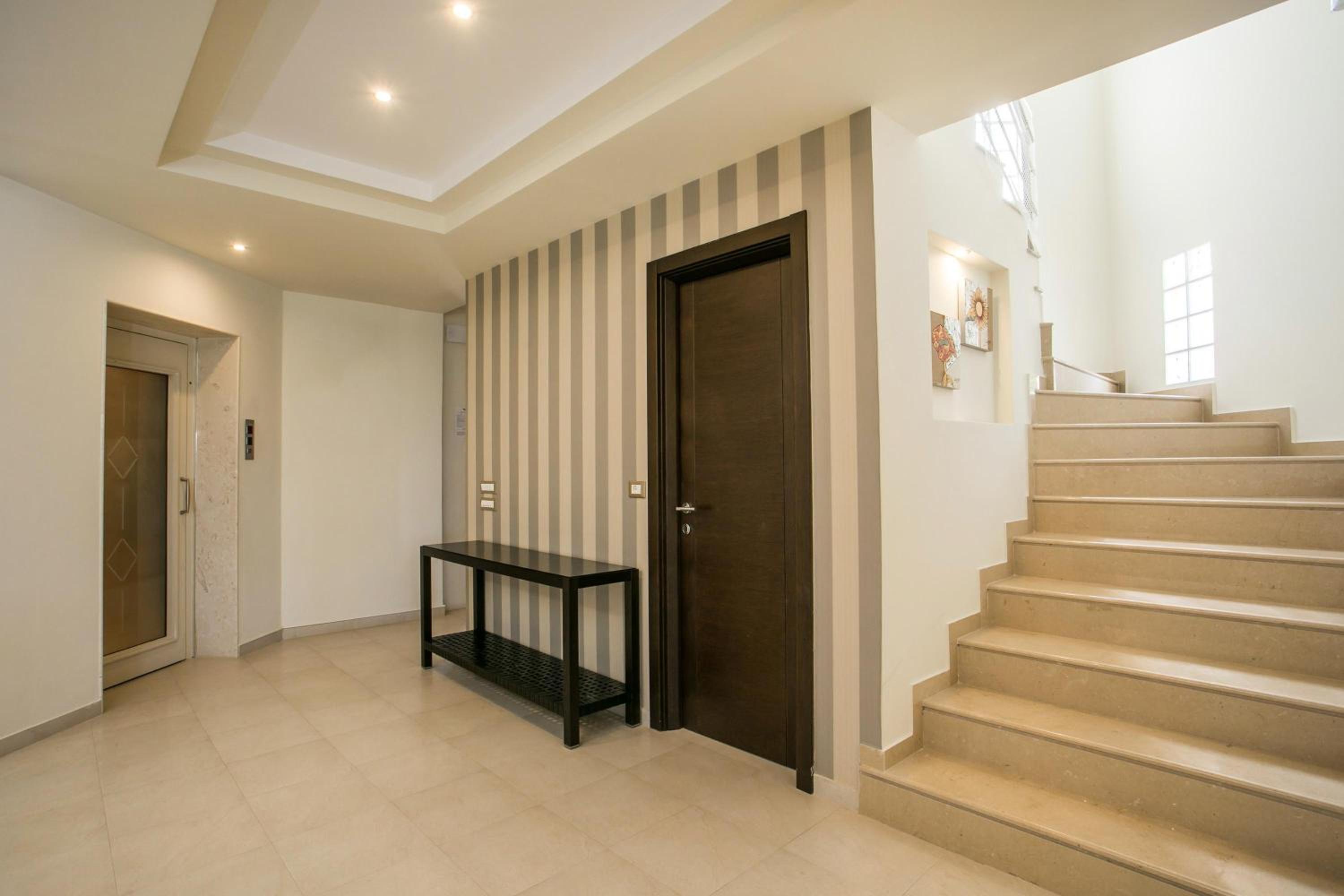 Villa photo 2