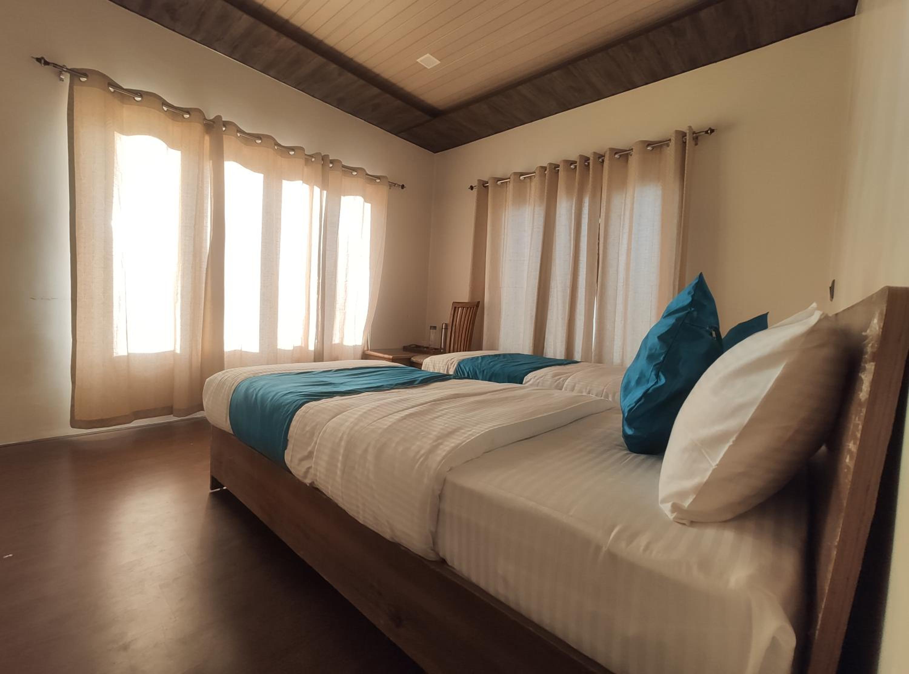 Double Room with Private Bathroom photo 3