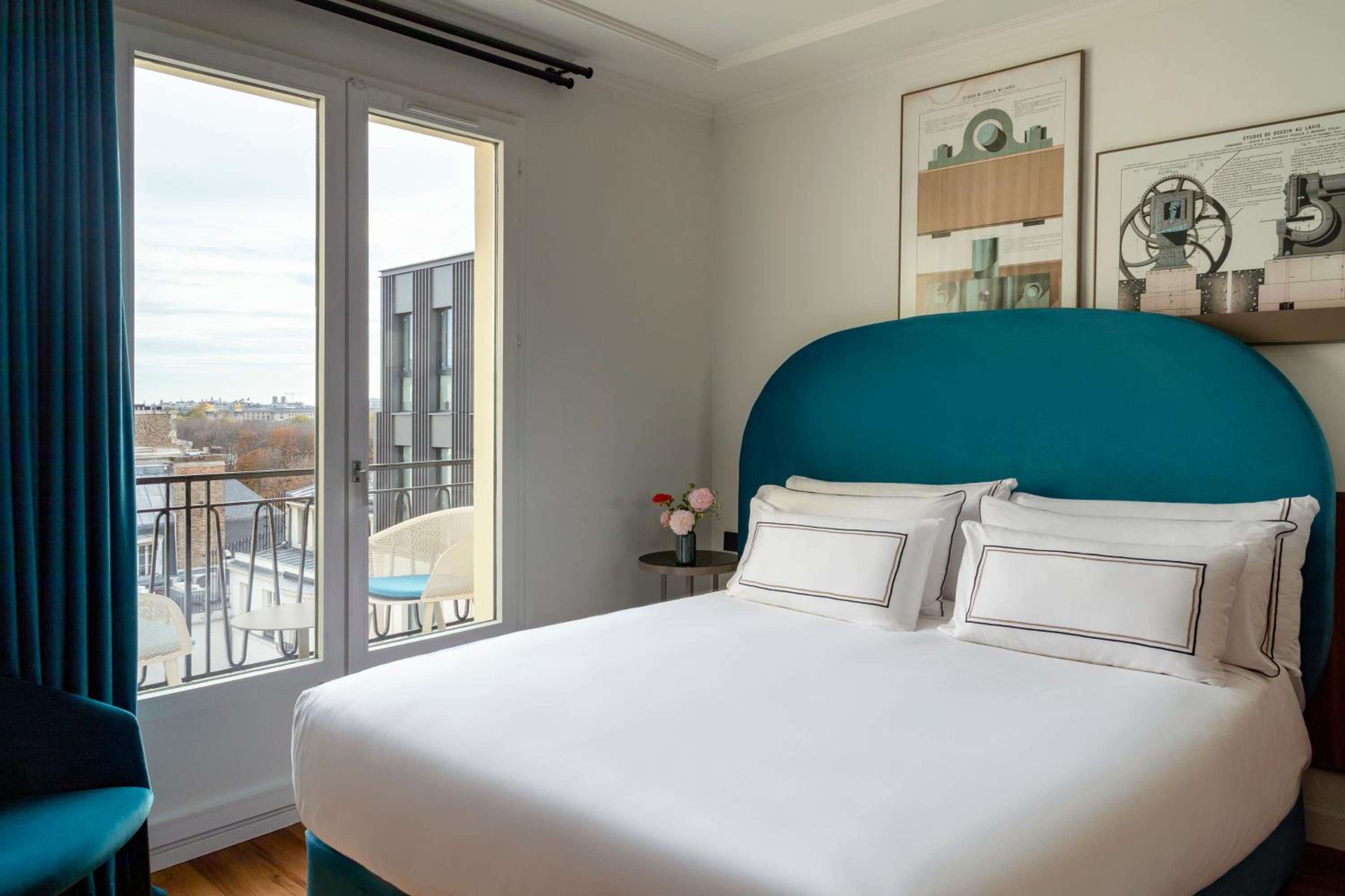 Deluxe Room with Balcony