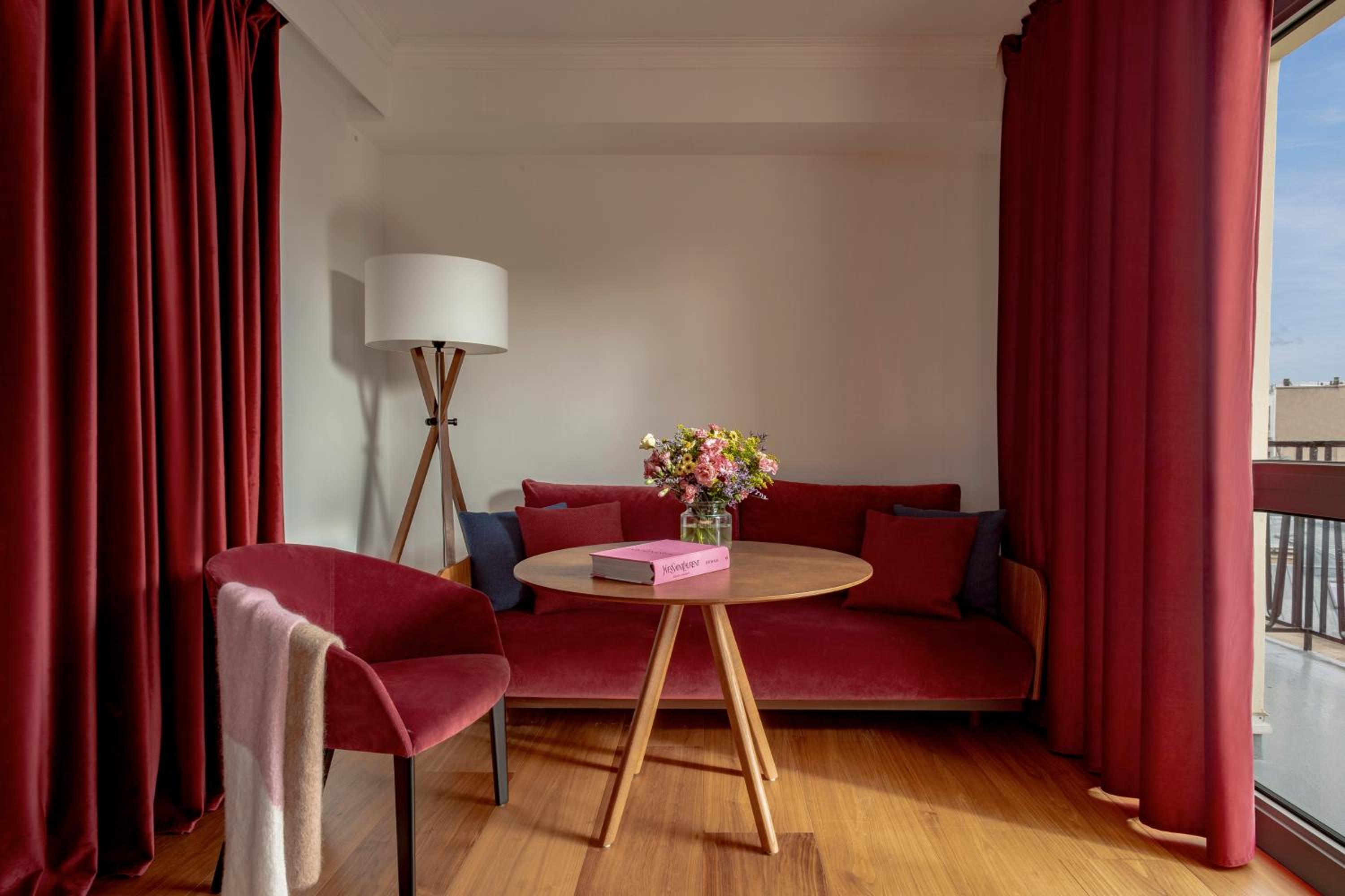 Grand Suite with Balcony