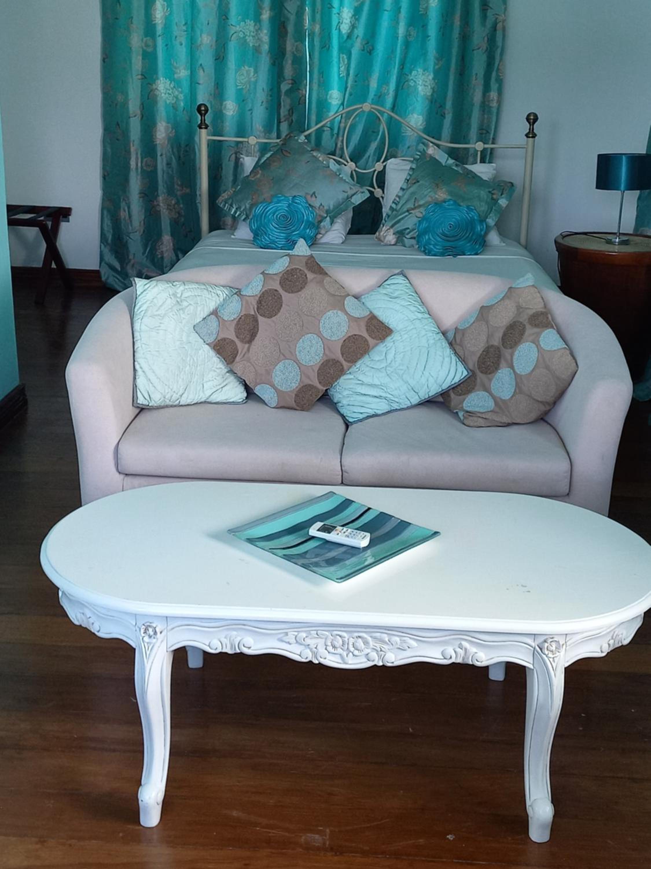Two-Bedroom Suite photo 2