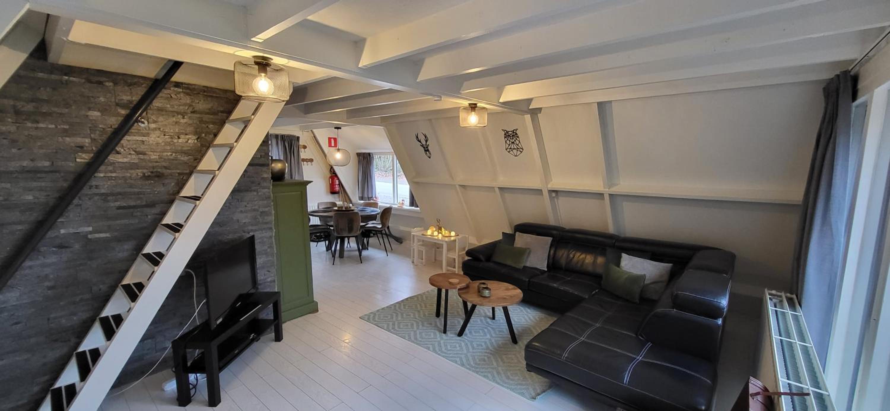 Three-Bedroom Chalet photo 1