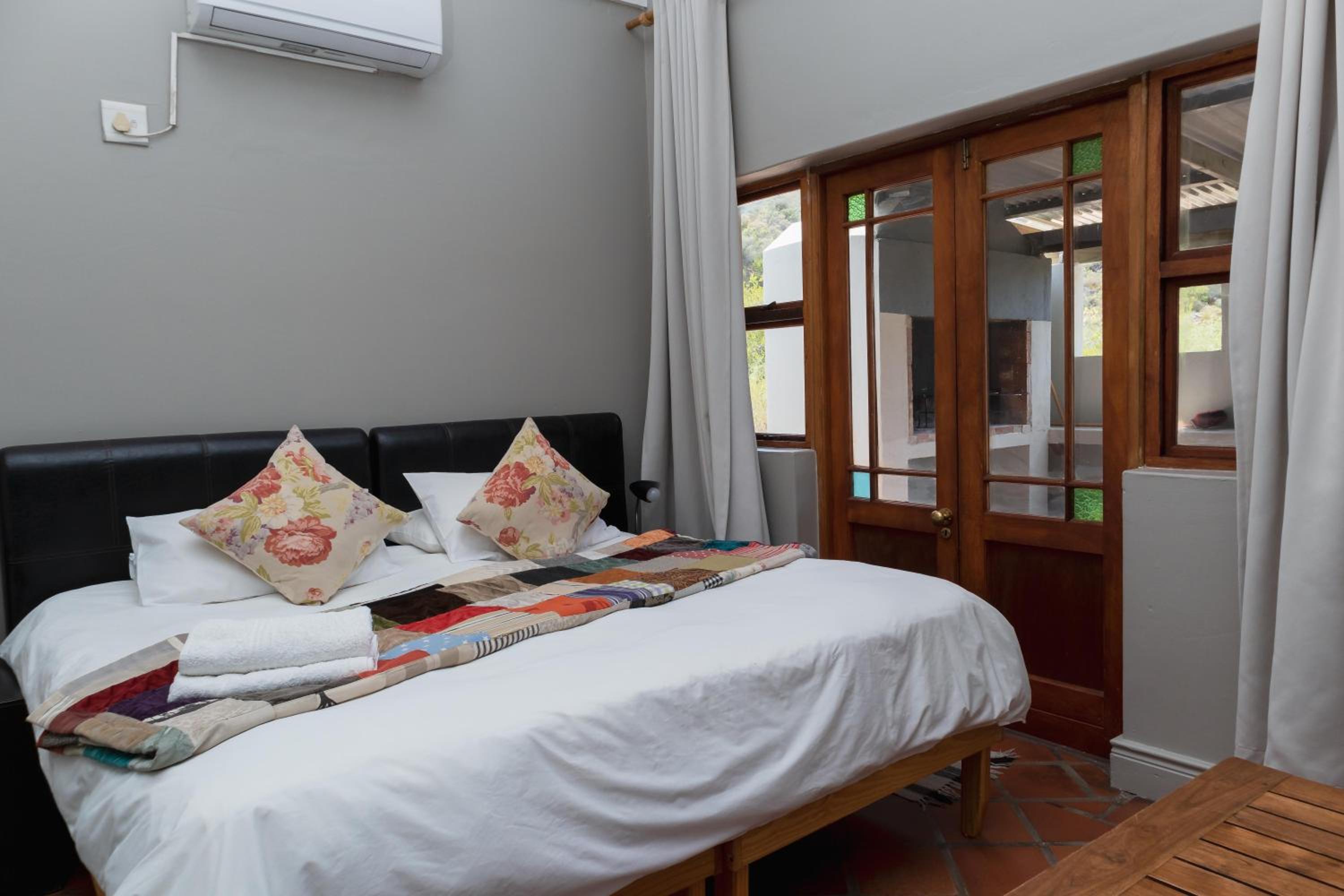 Two-Bedroom Cottage - Photo 13