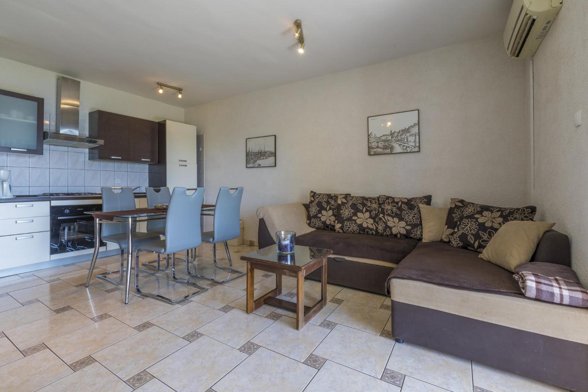 Apartment with Sea View