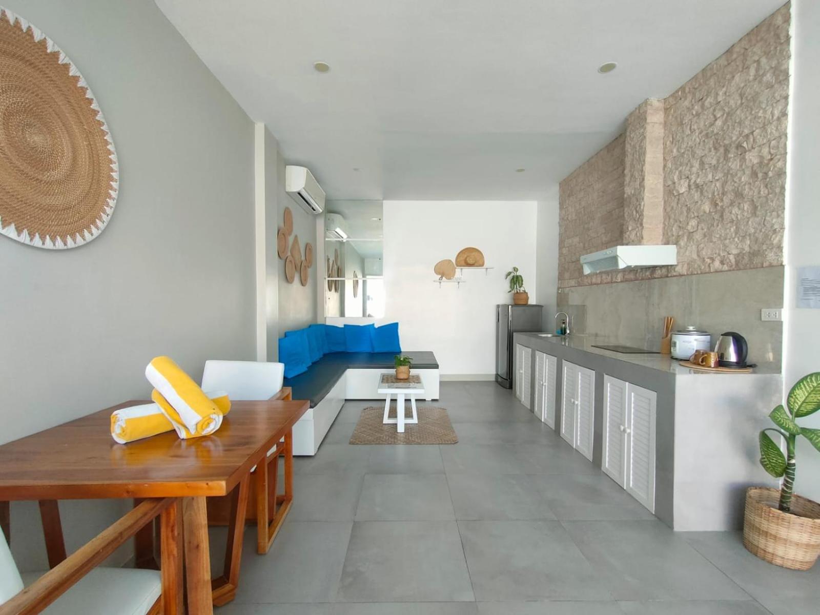 One-Bedroom Villa with Private Pool - Photo 26