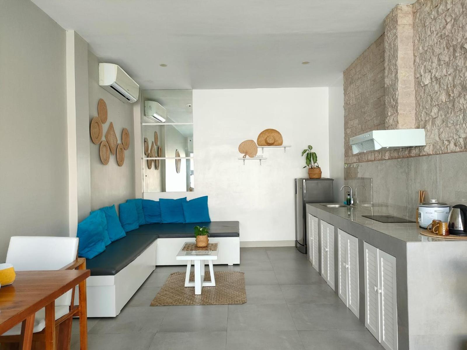 One-Bedroom Villa with Private Pool - Photo 25