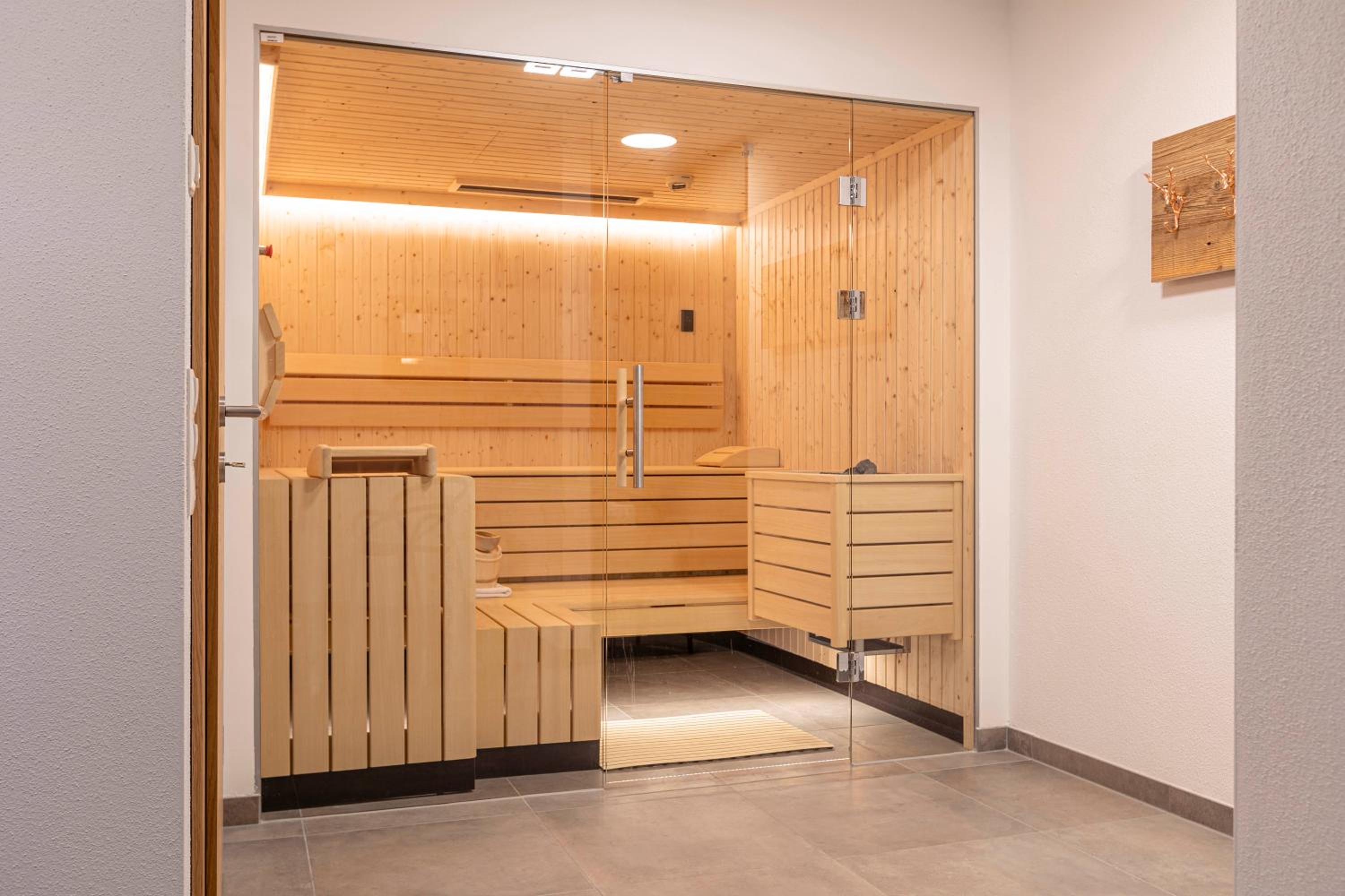 Superior Chalet 4D with Sauna photo 3