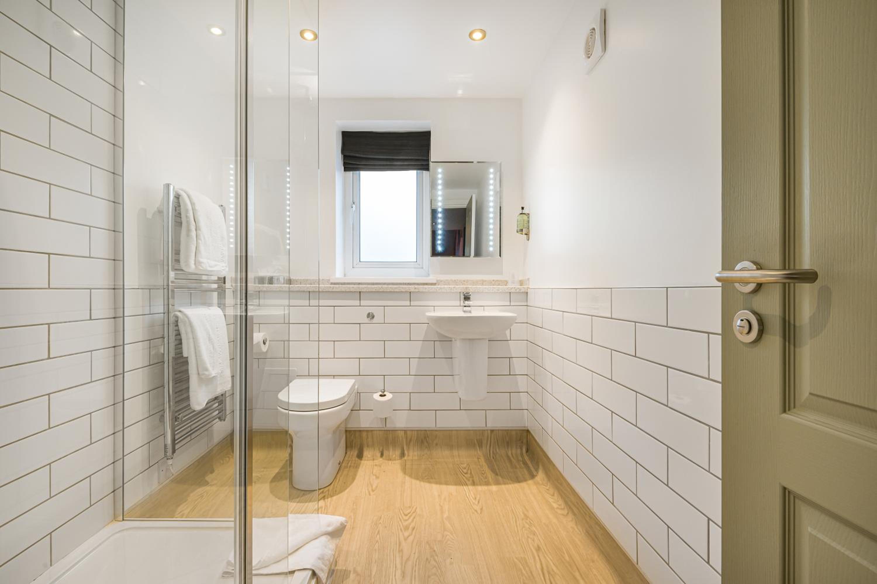 Small Double Room - Photo 2