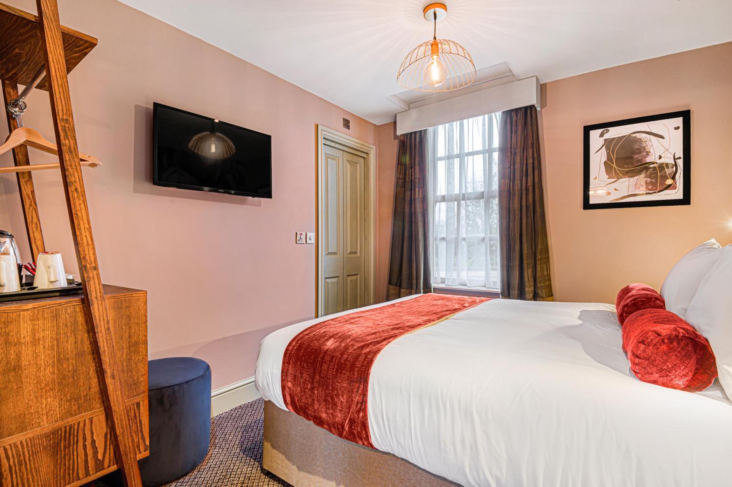 Small Double Room - Photo 5