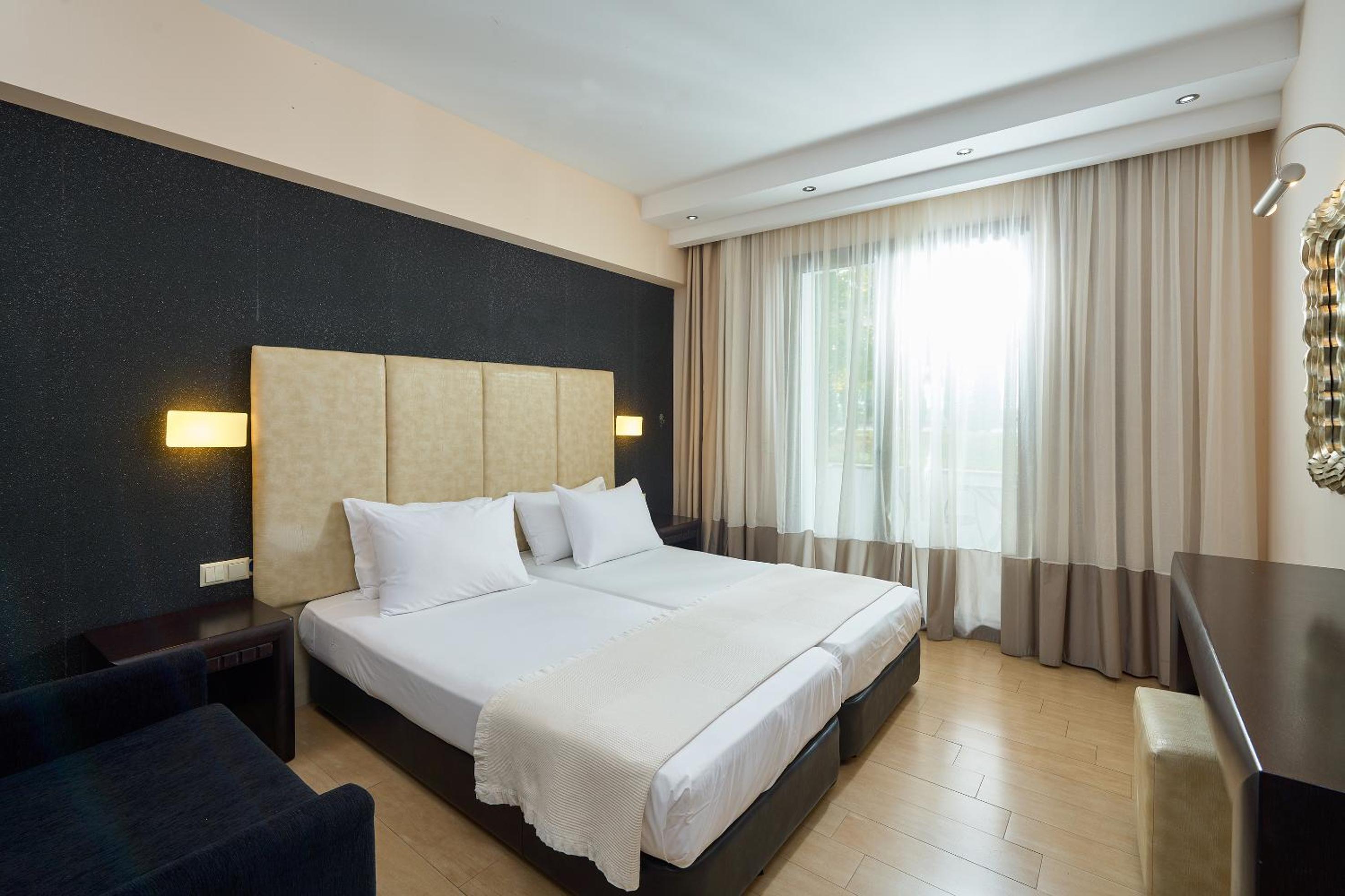 Standard Triple Room photo 3