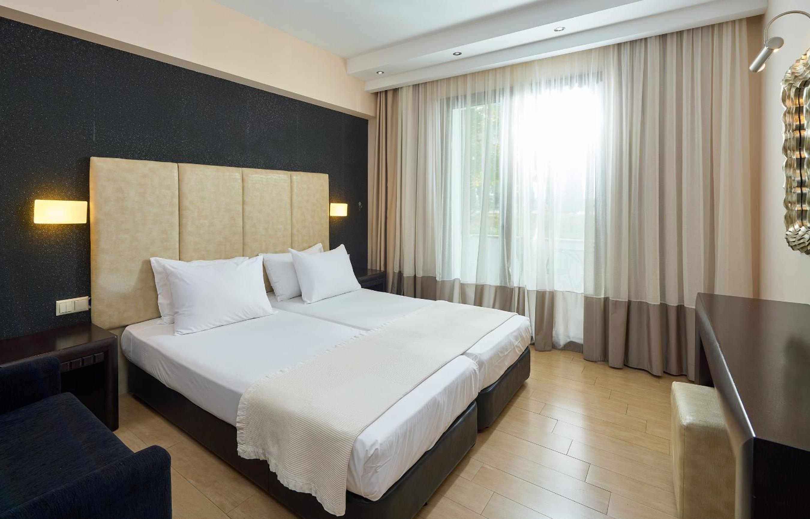 Standard Triple Room photo 2