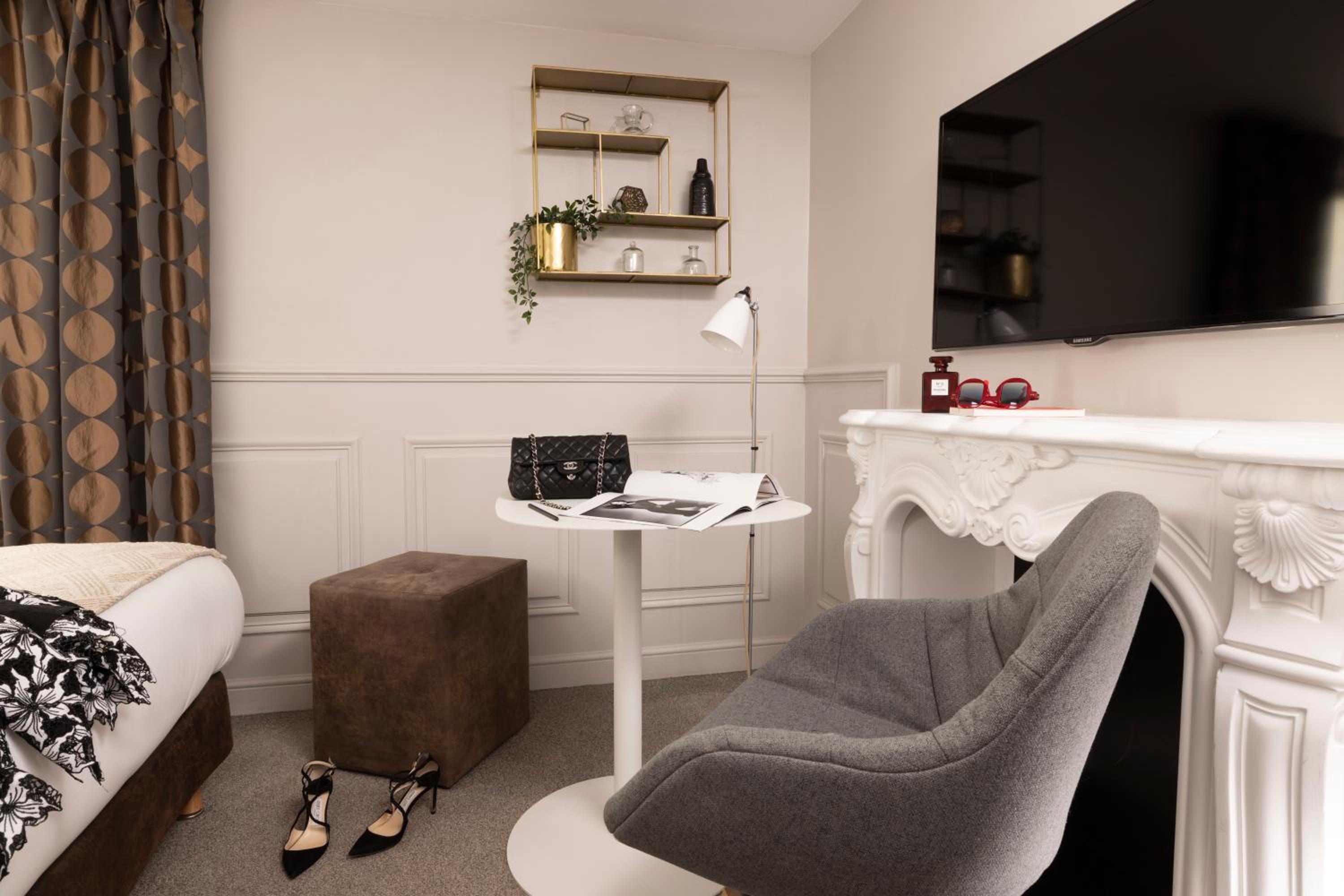 Superior Double or Twin Room photo 2