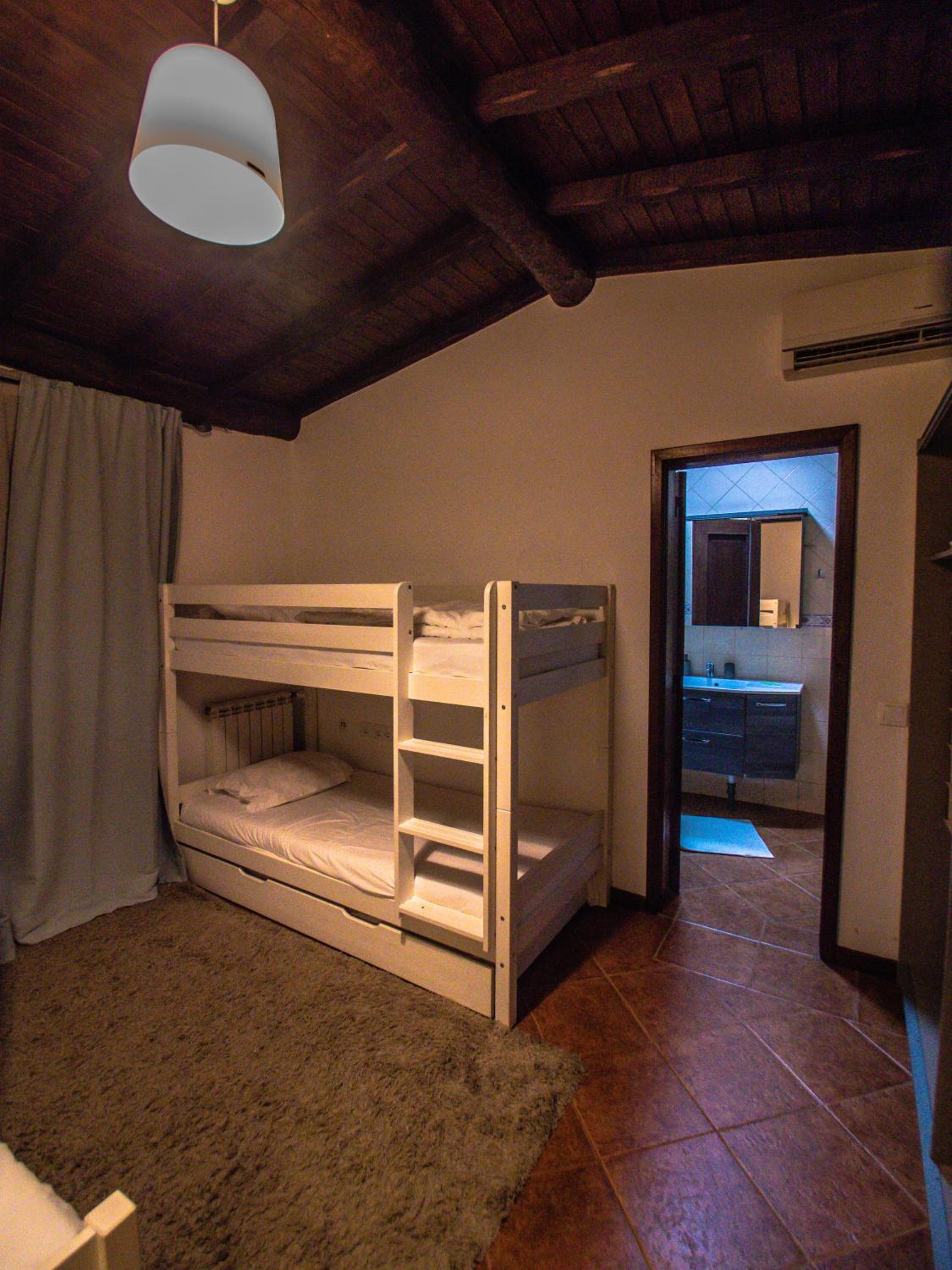 Three-Bedroom House photo 3