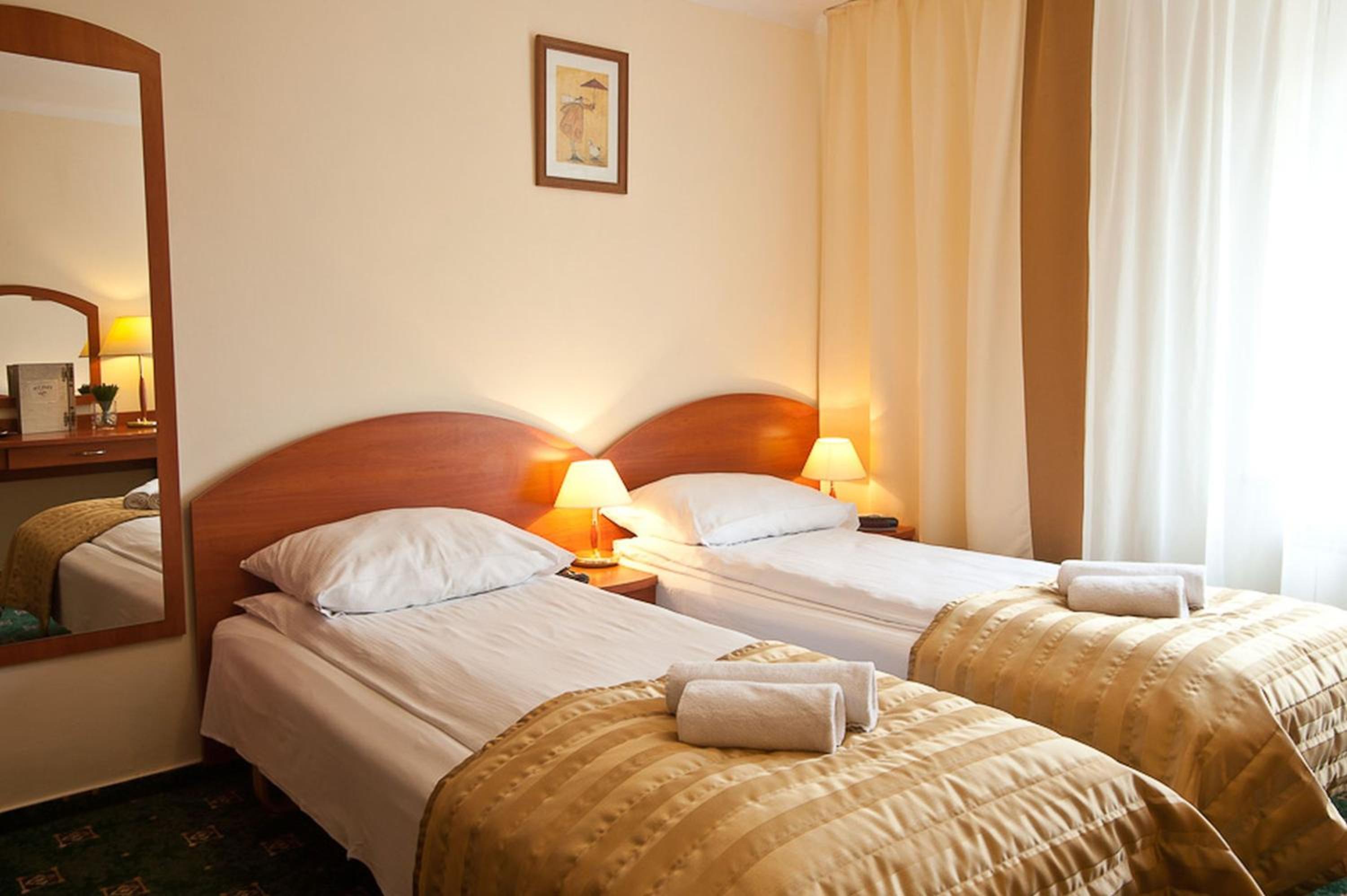 Standard Double or Twin Room photo 2