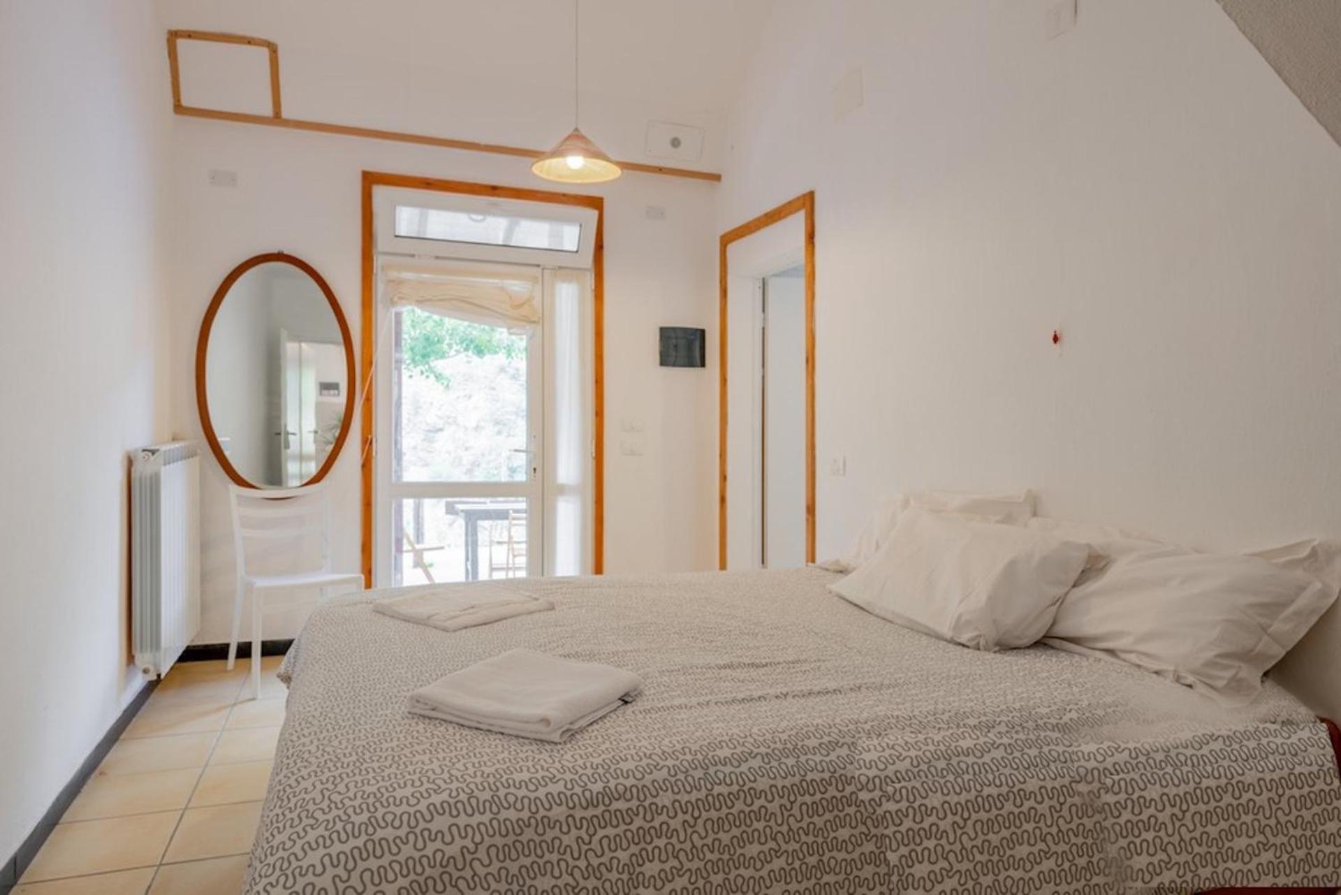 Two-Bedroom Apartment with Mountain View photo 1