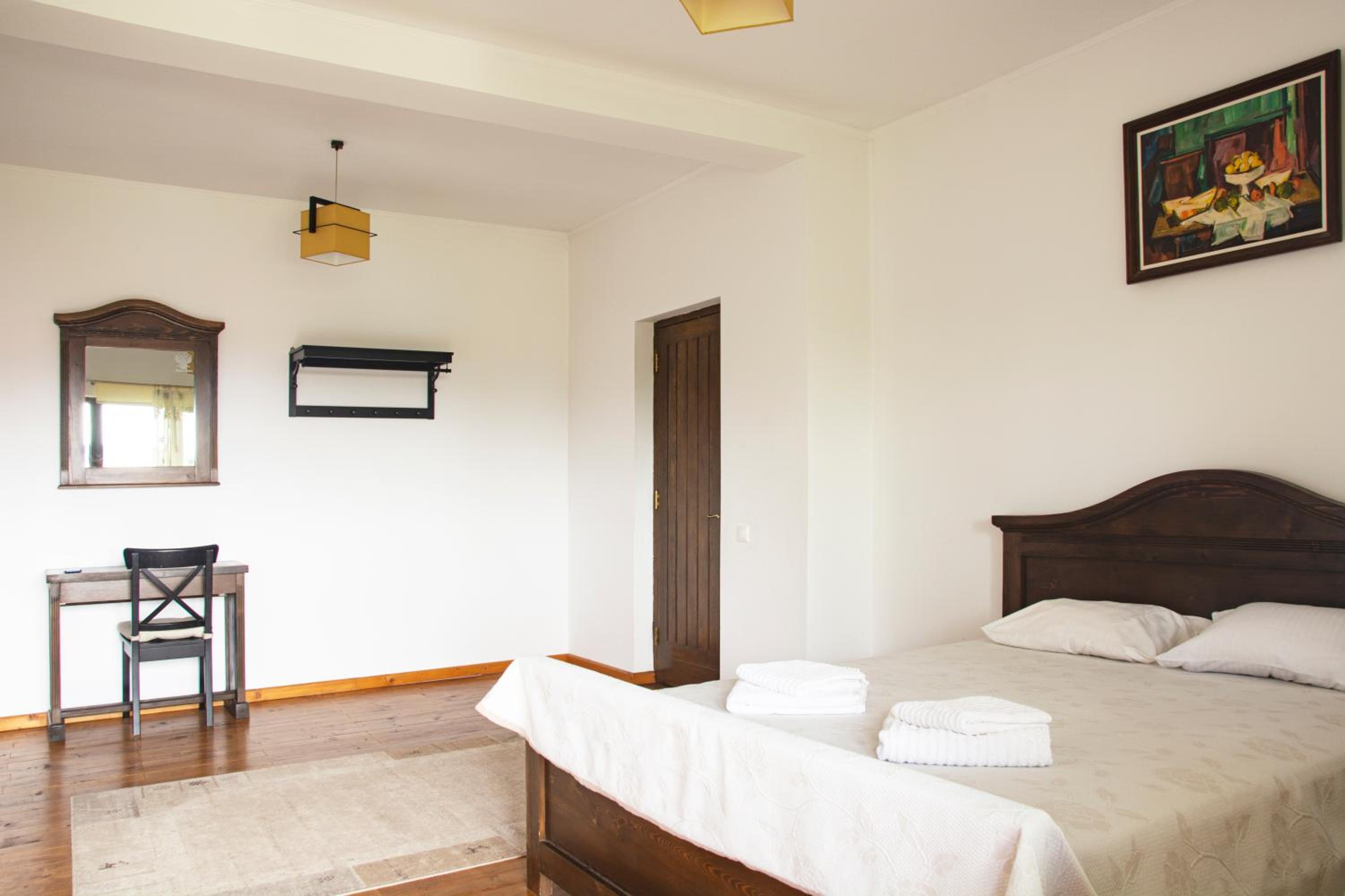 Two-Bedroom Apartment with Balcony - Photo 13
